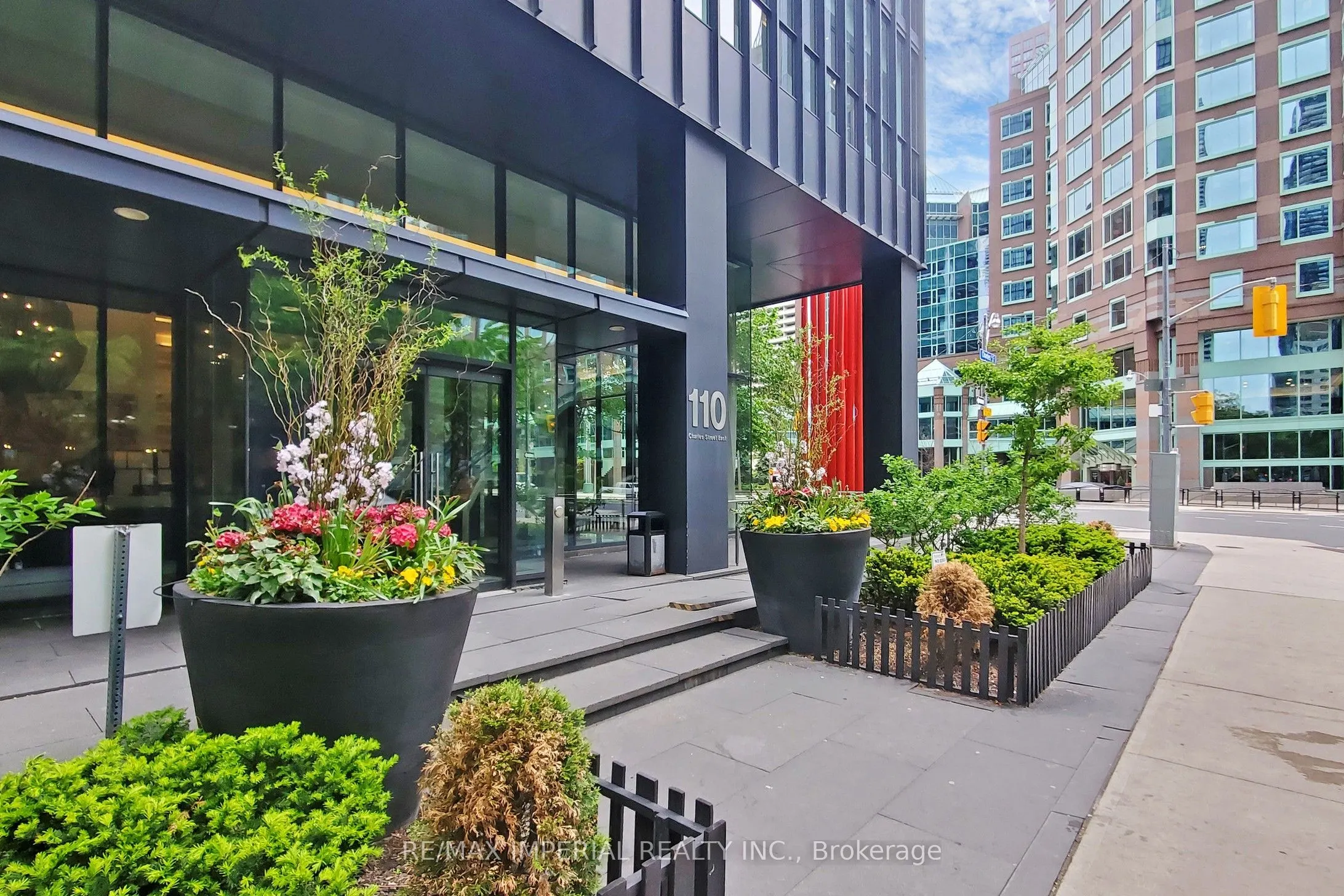 110 Charles Street E, #2308