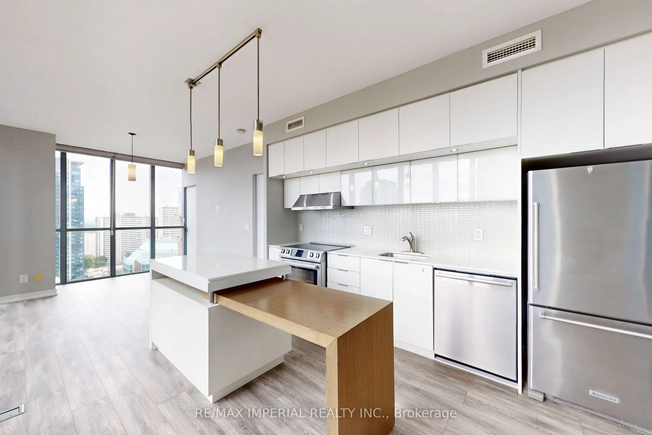 110 Charles Street E, #2308