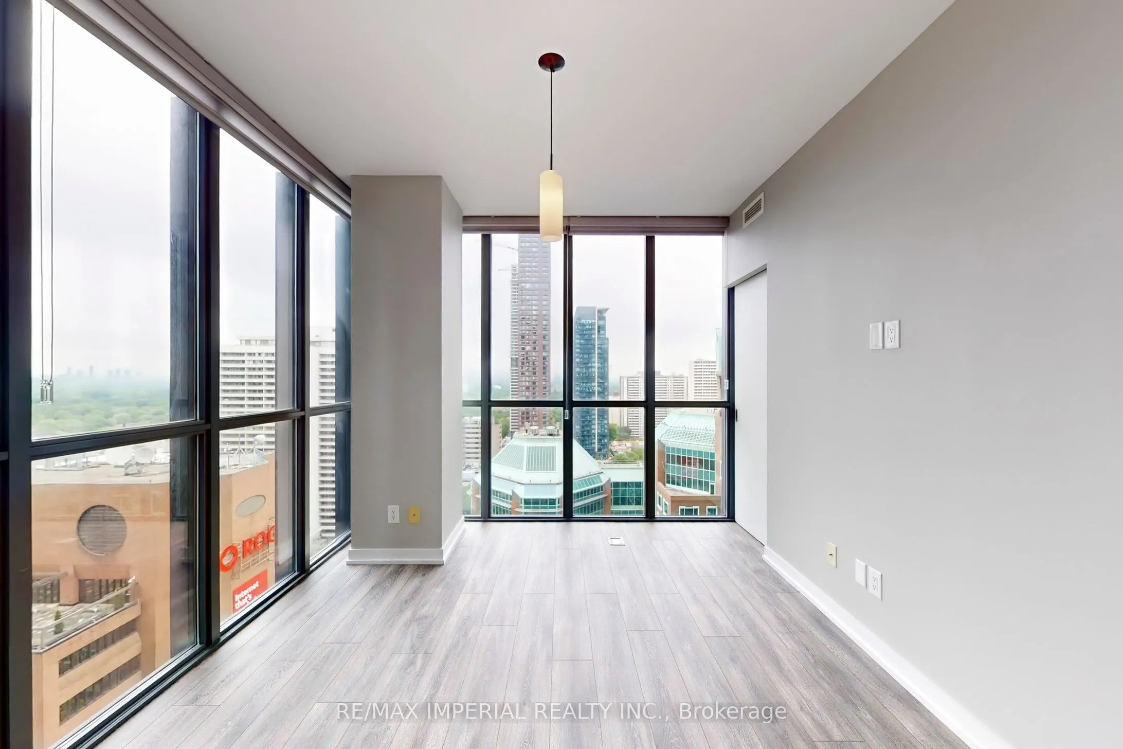 110 Charles Street E, #2308