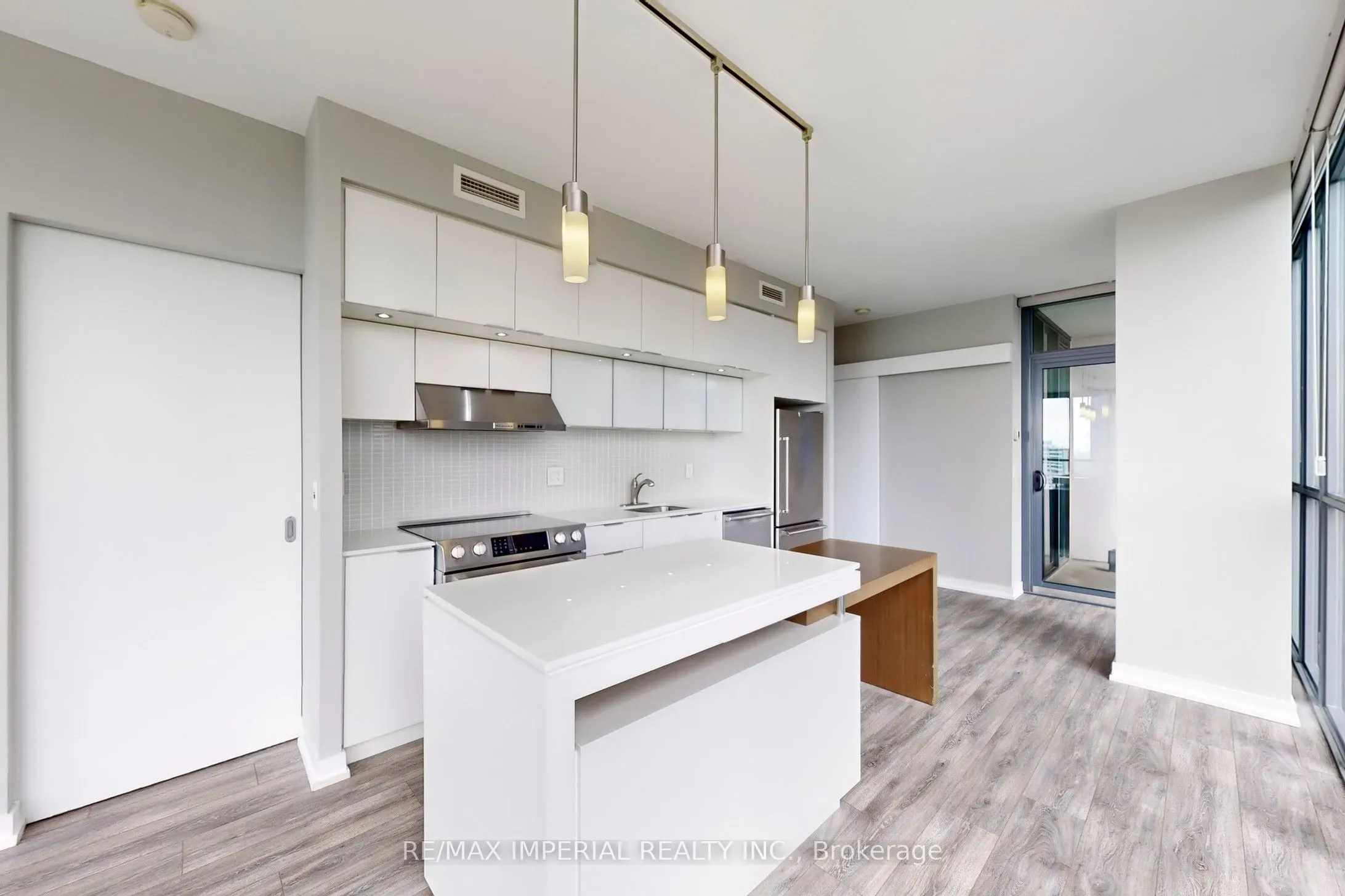 110 Charles Street E, #2308