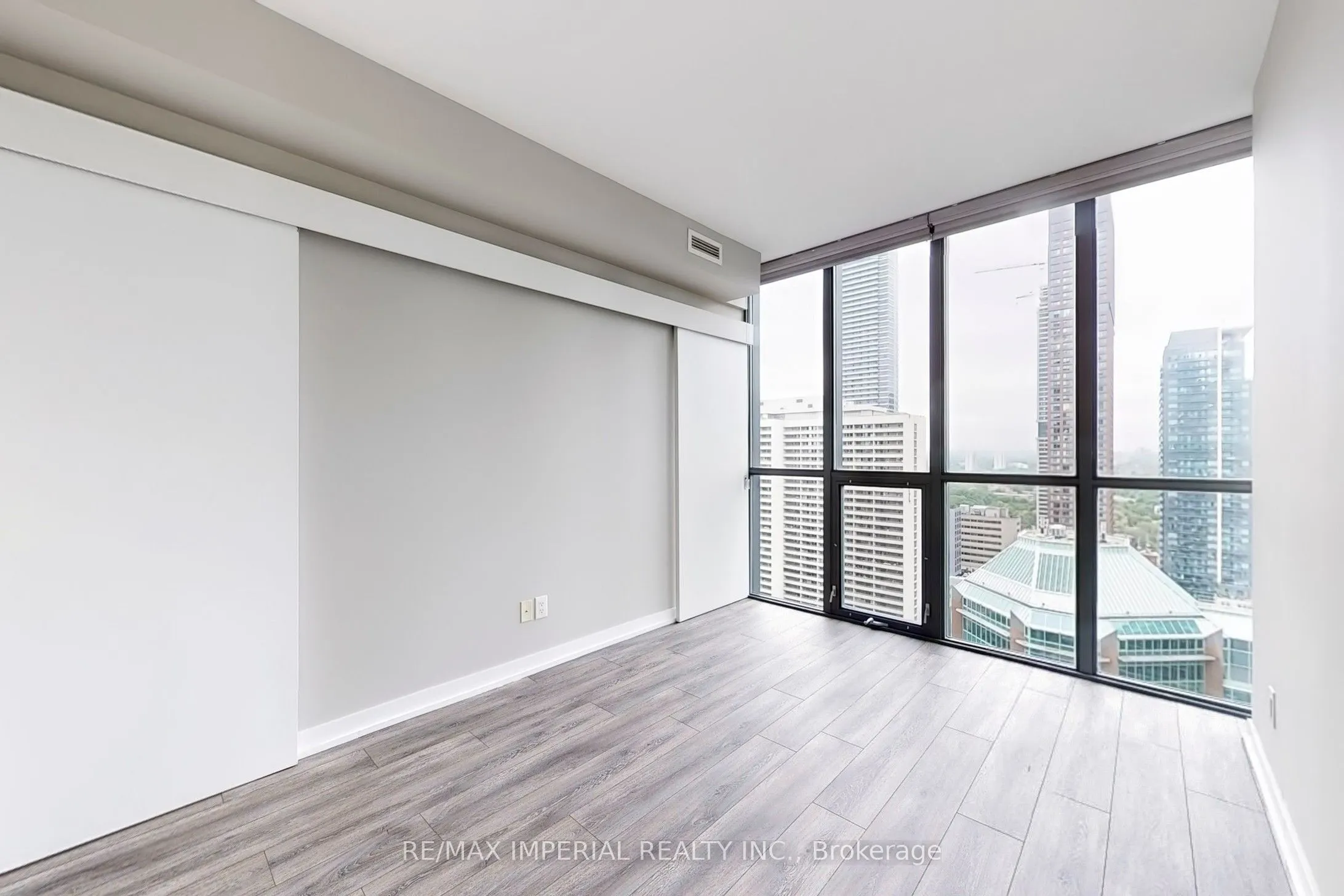 110 Charles Street E, #2308