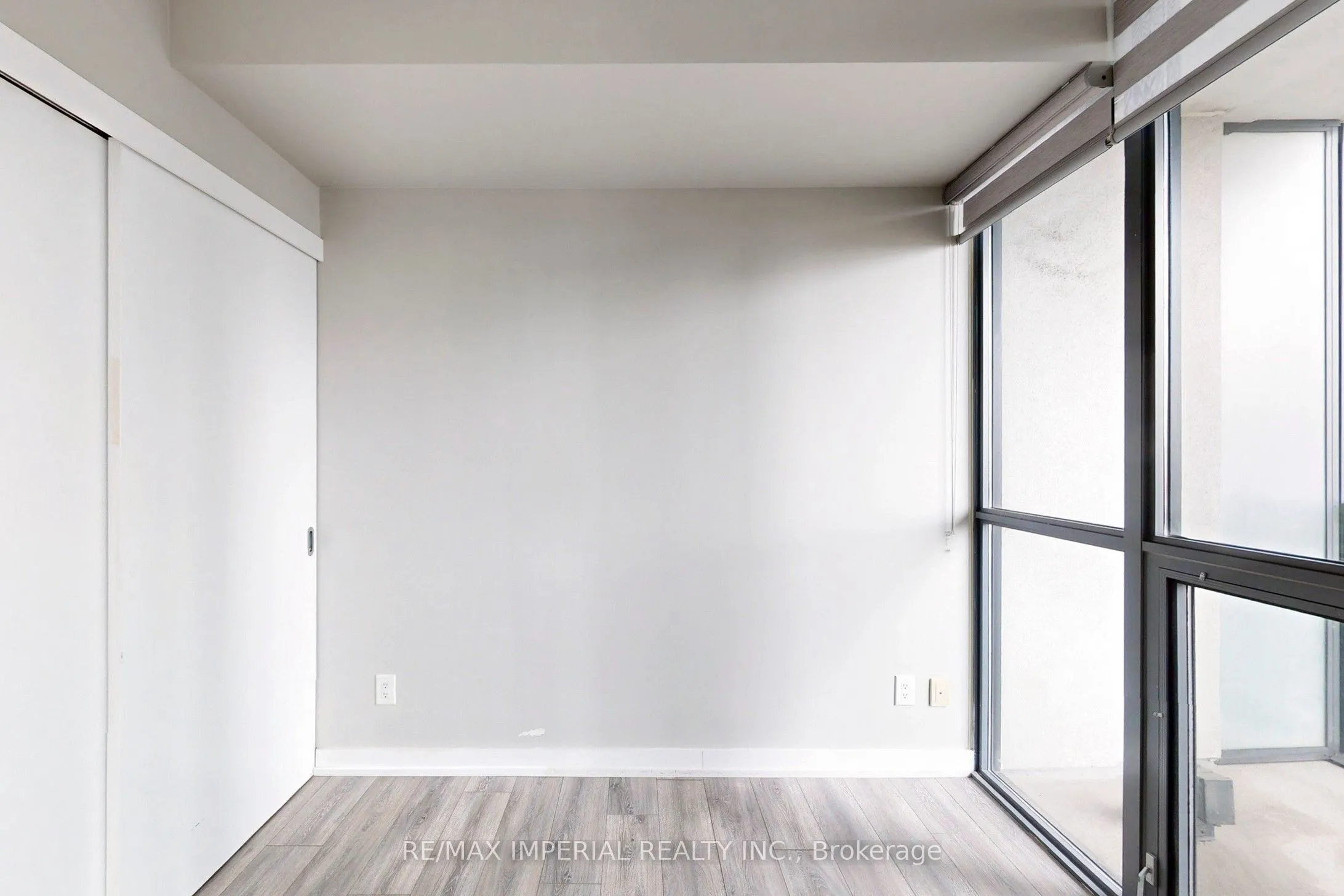 110 Charles Street E, #2308