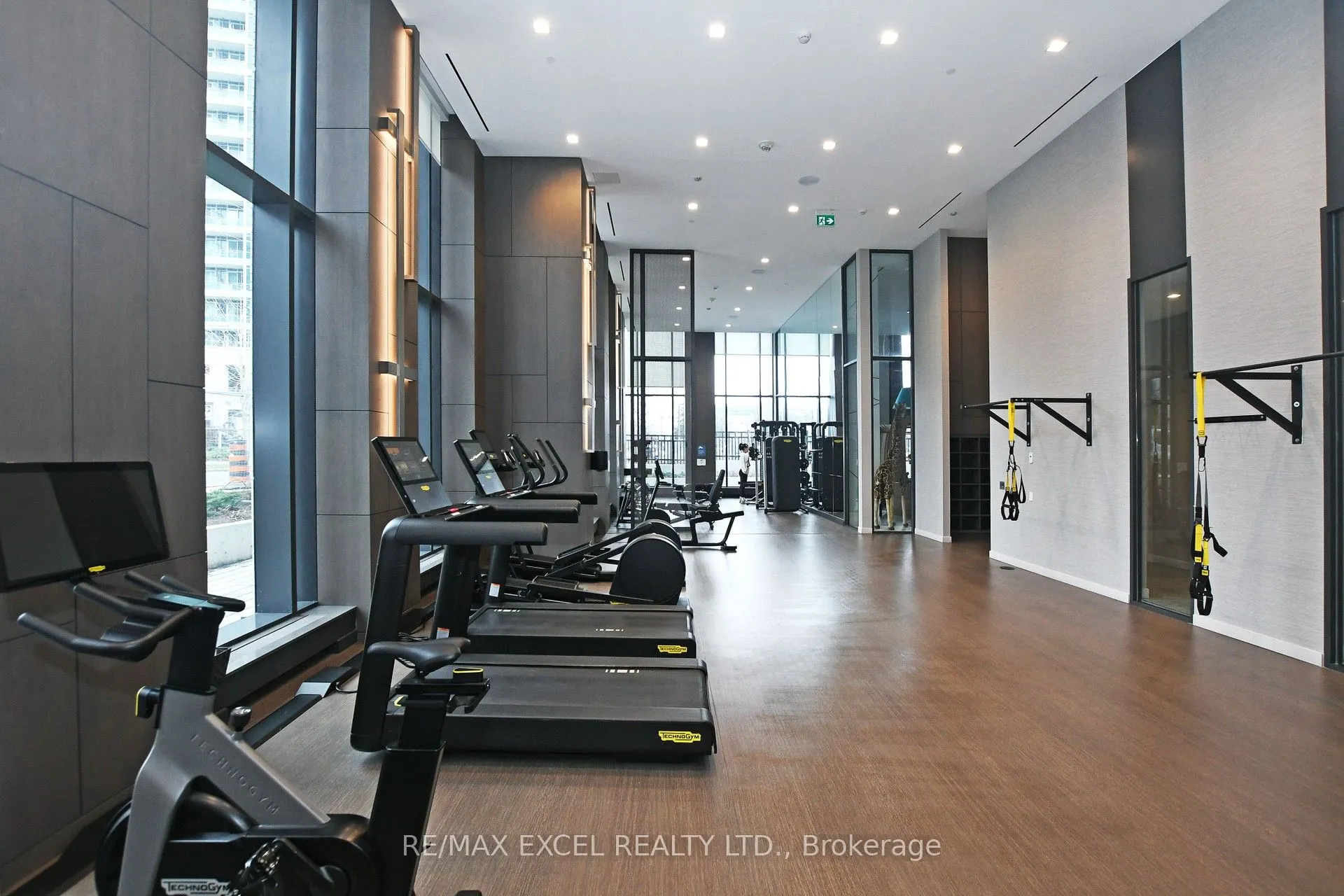 15 Holmes Avenue, #2807
