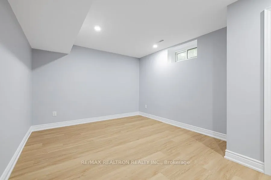 23 Lawnview Drive