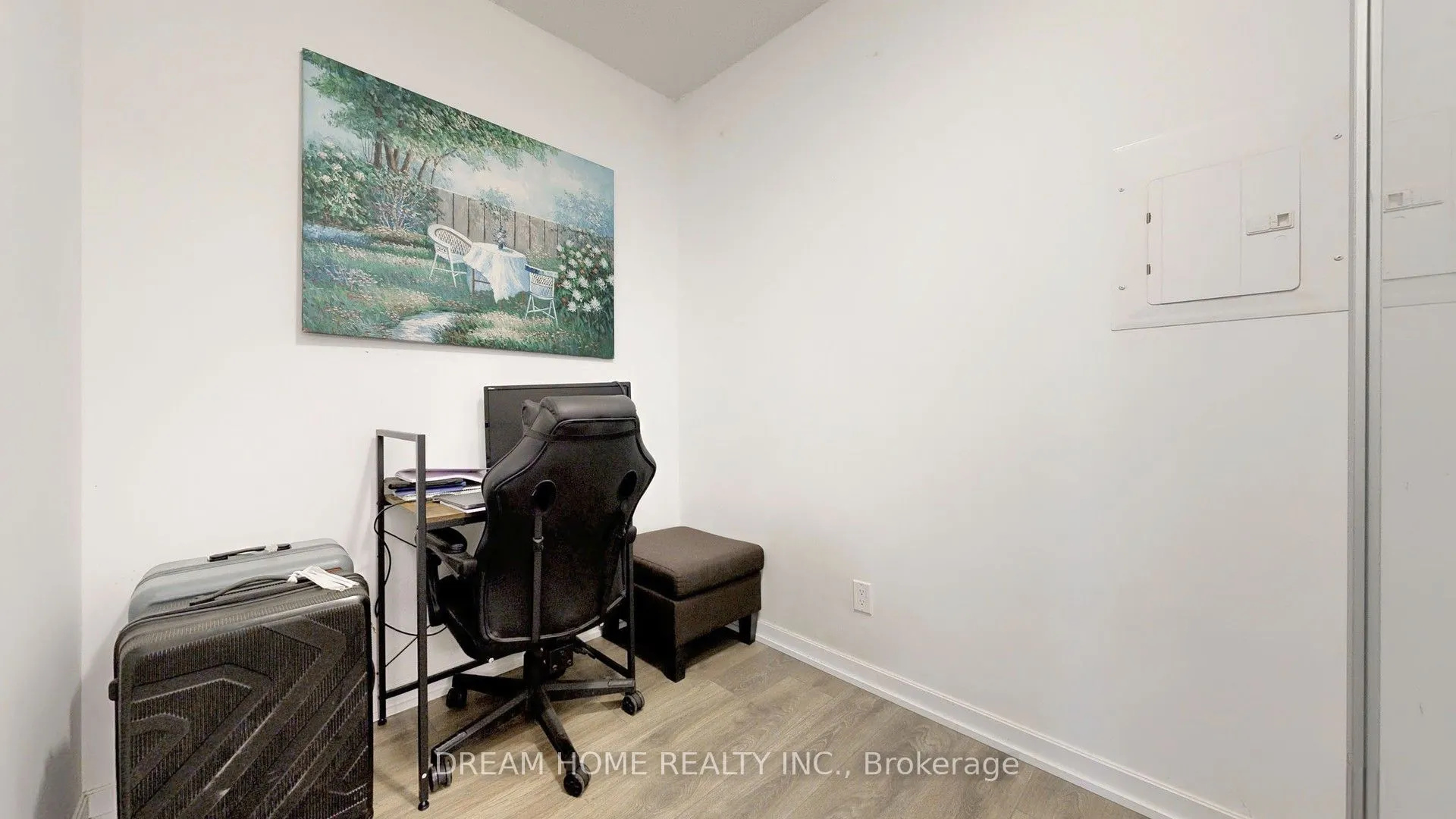 56 Forest Manor Road, #2303