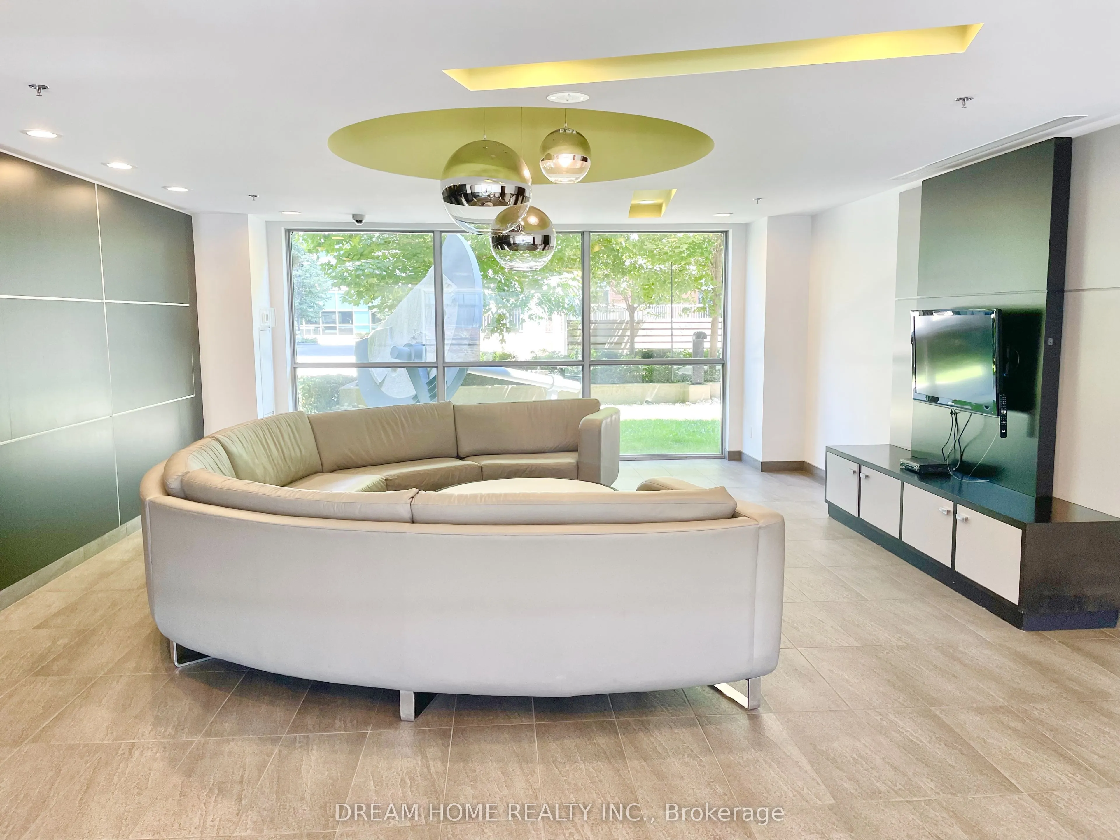 100 Western Battery Road, #1812