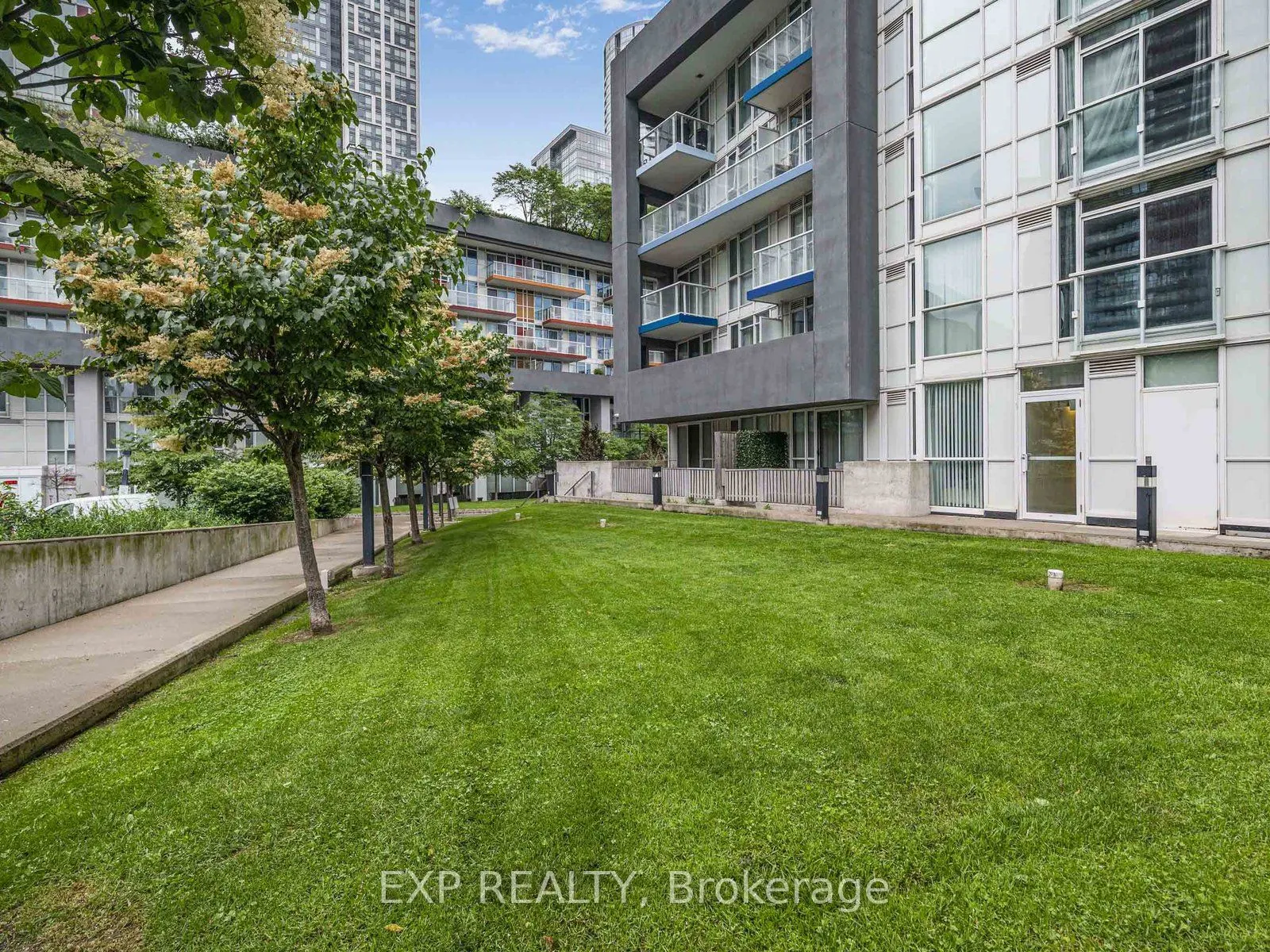 75 Queens Wharf Road, #116