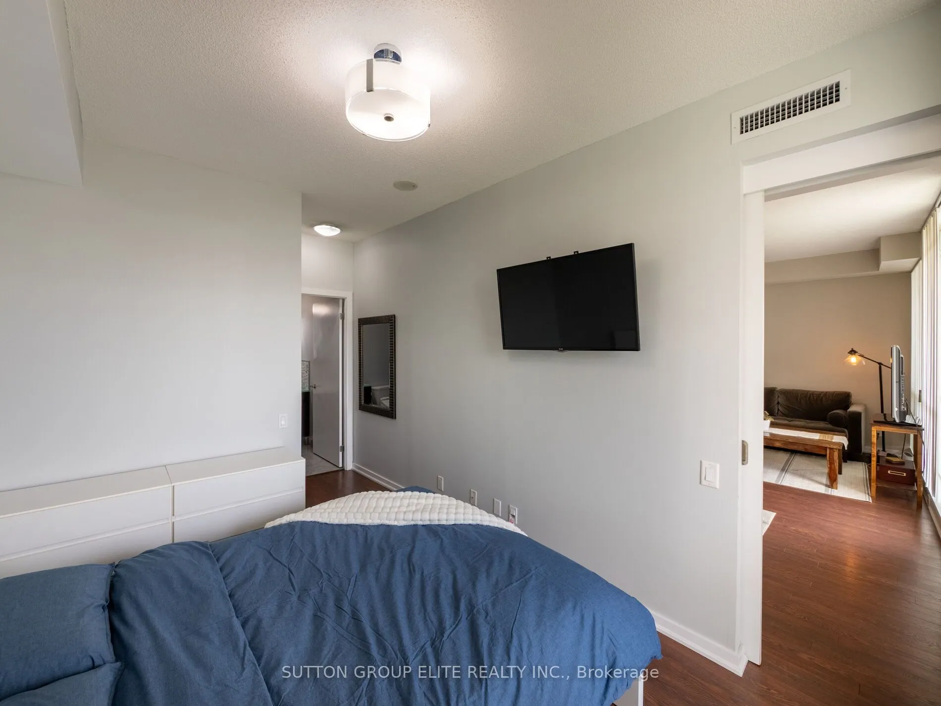 30 Canterbury Place, #515
