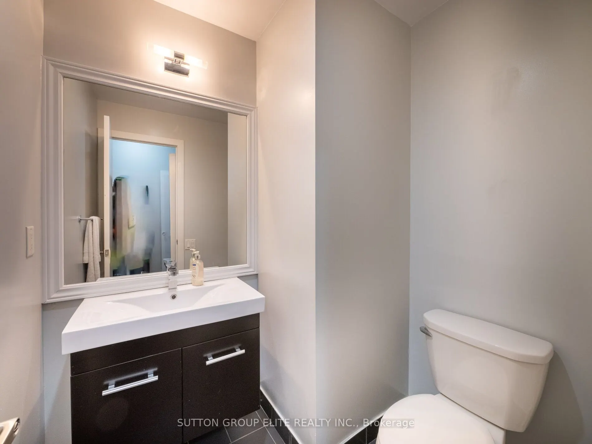 30 Canterbury Place, #515