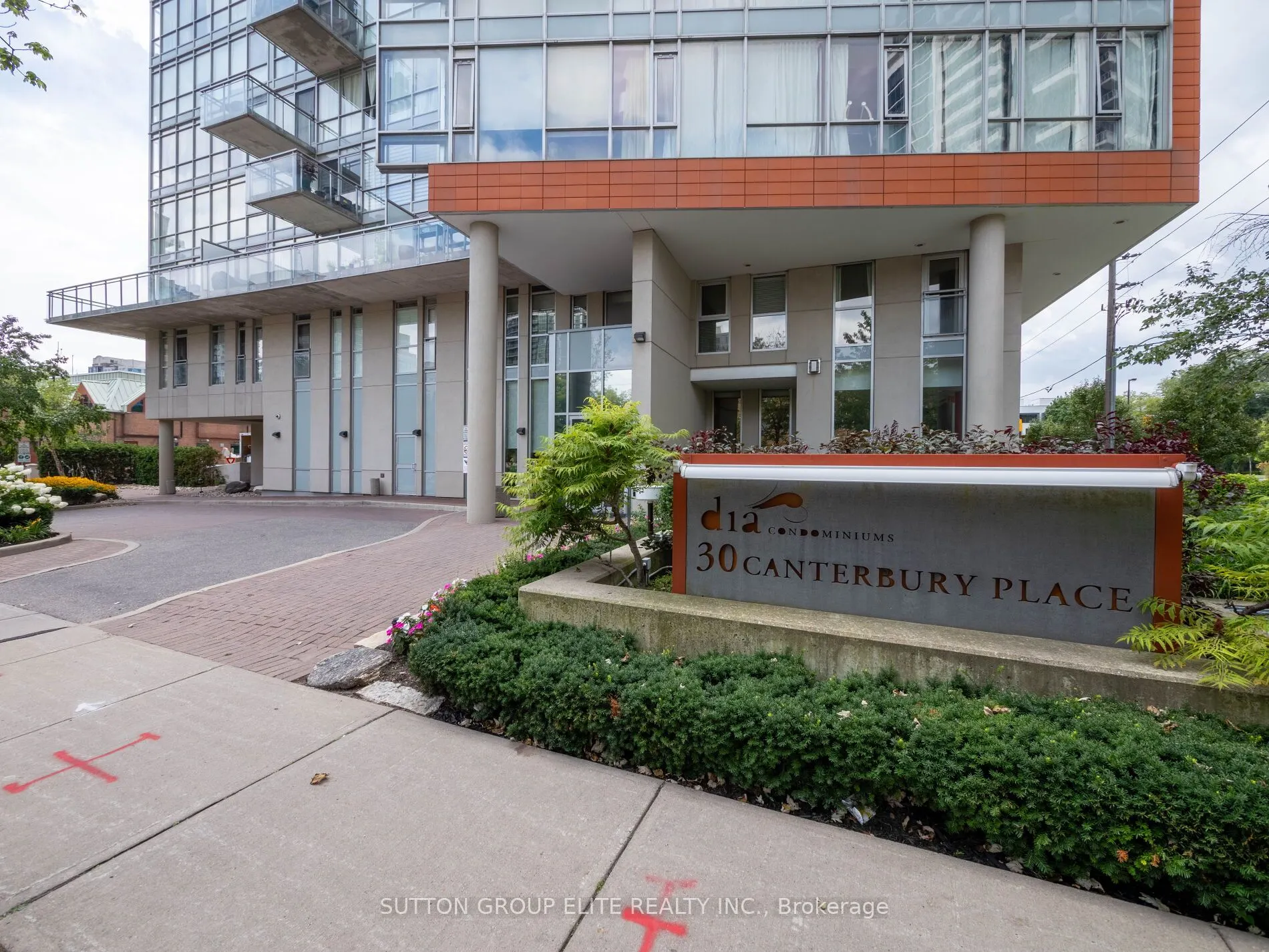 30 Canterbury Place, #515