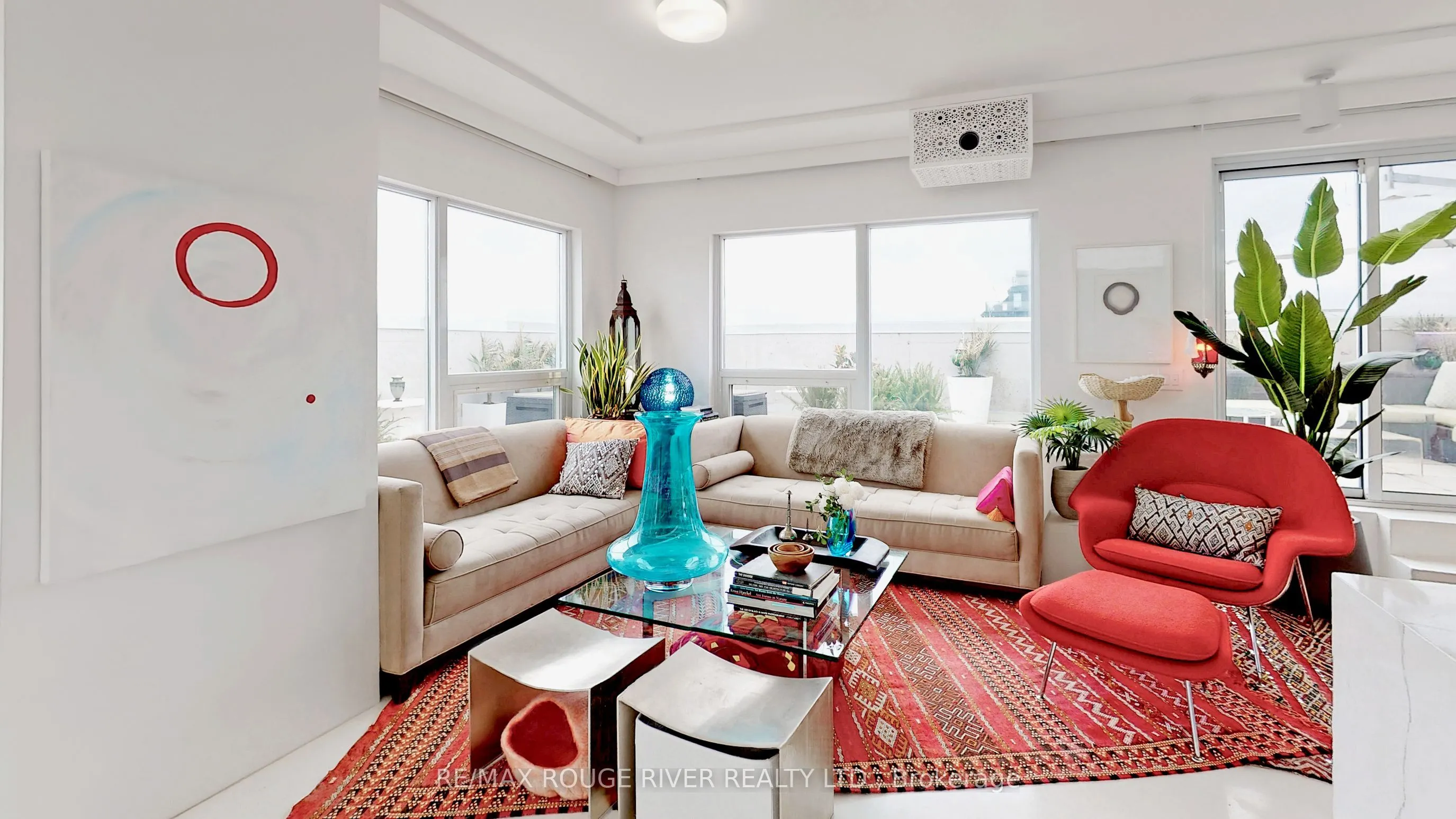 701 Sheppard Avenue W, #702