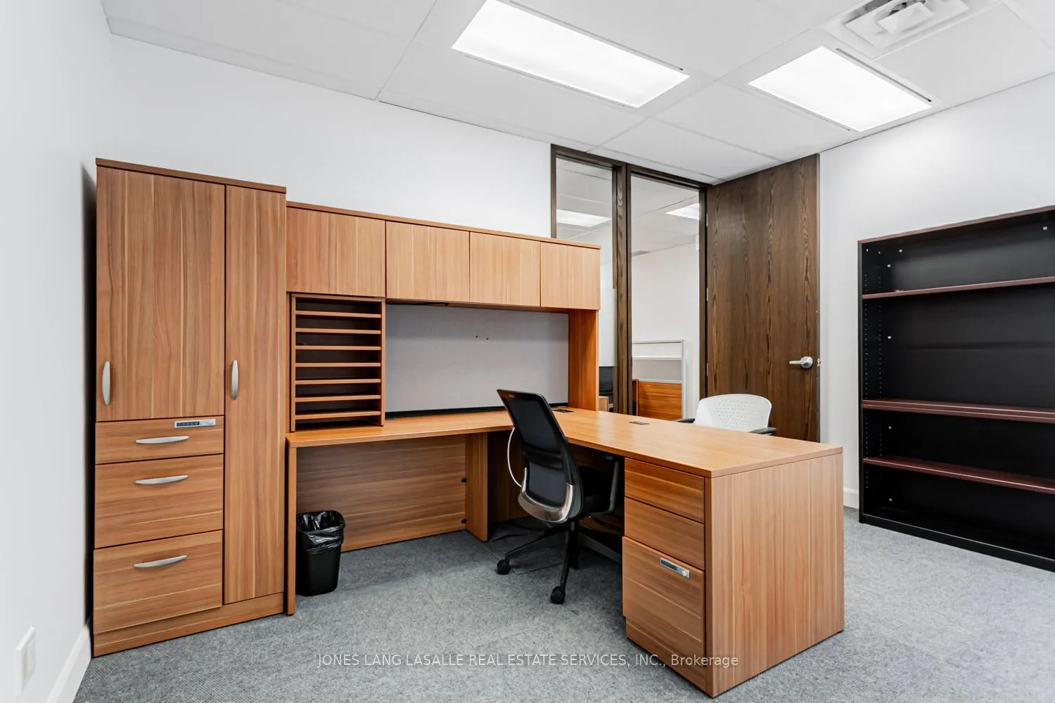 10 King Street E, #1401
