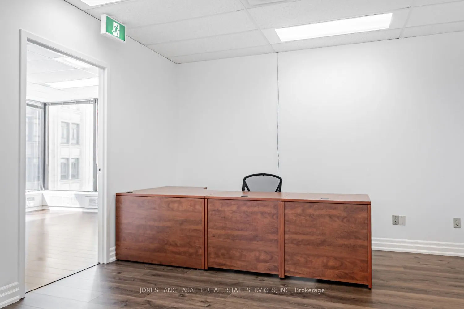 10 King Street E, #1401