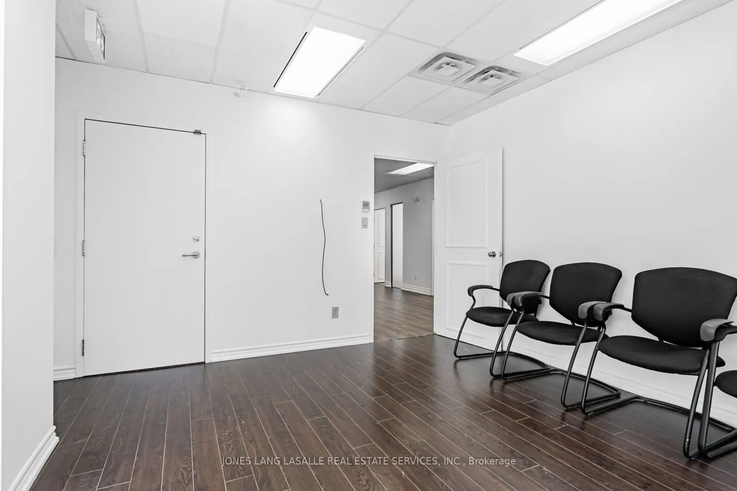 10 King Street E, #1401
