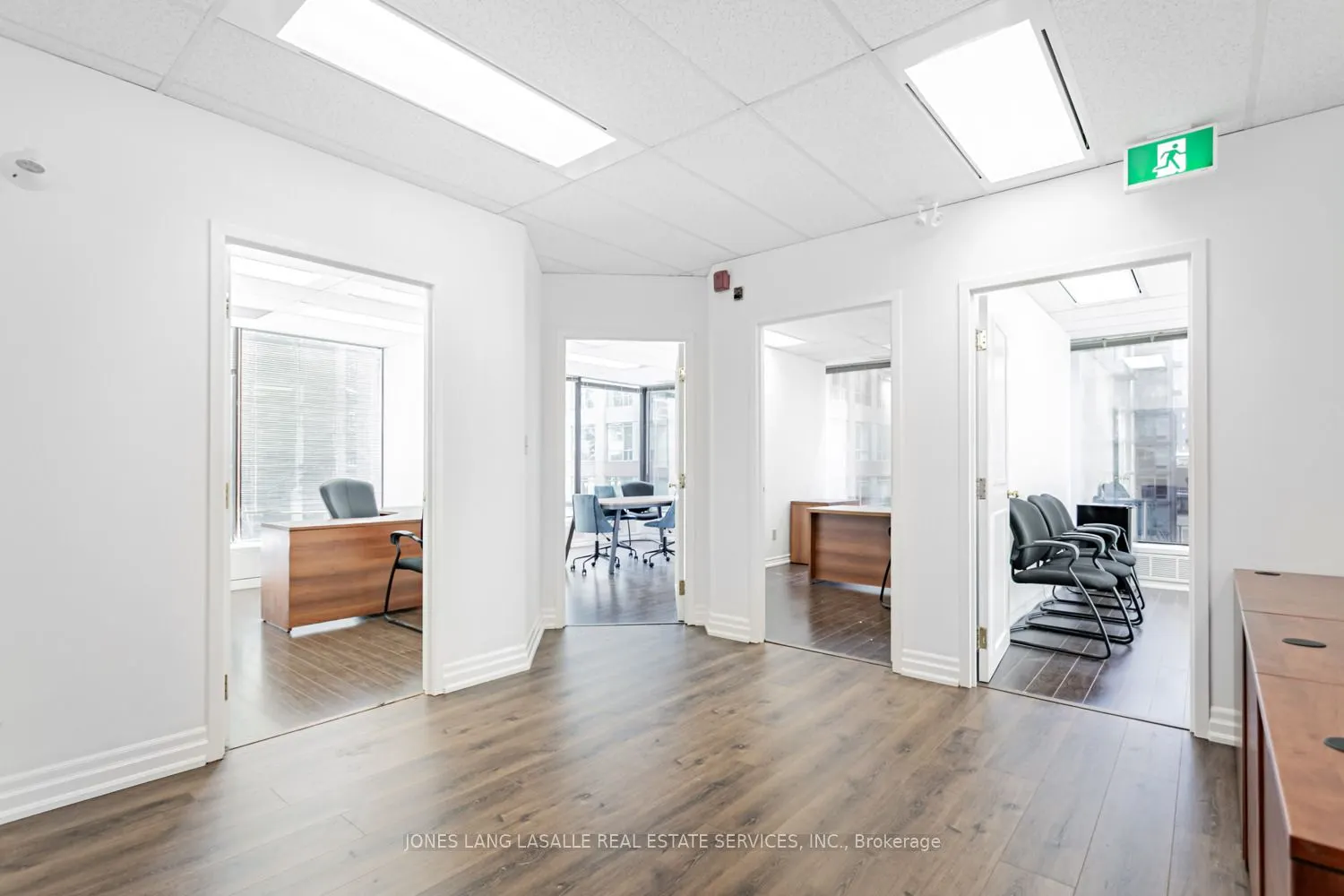 10 King Street E, #1401