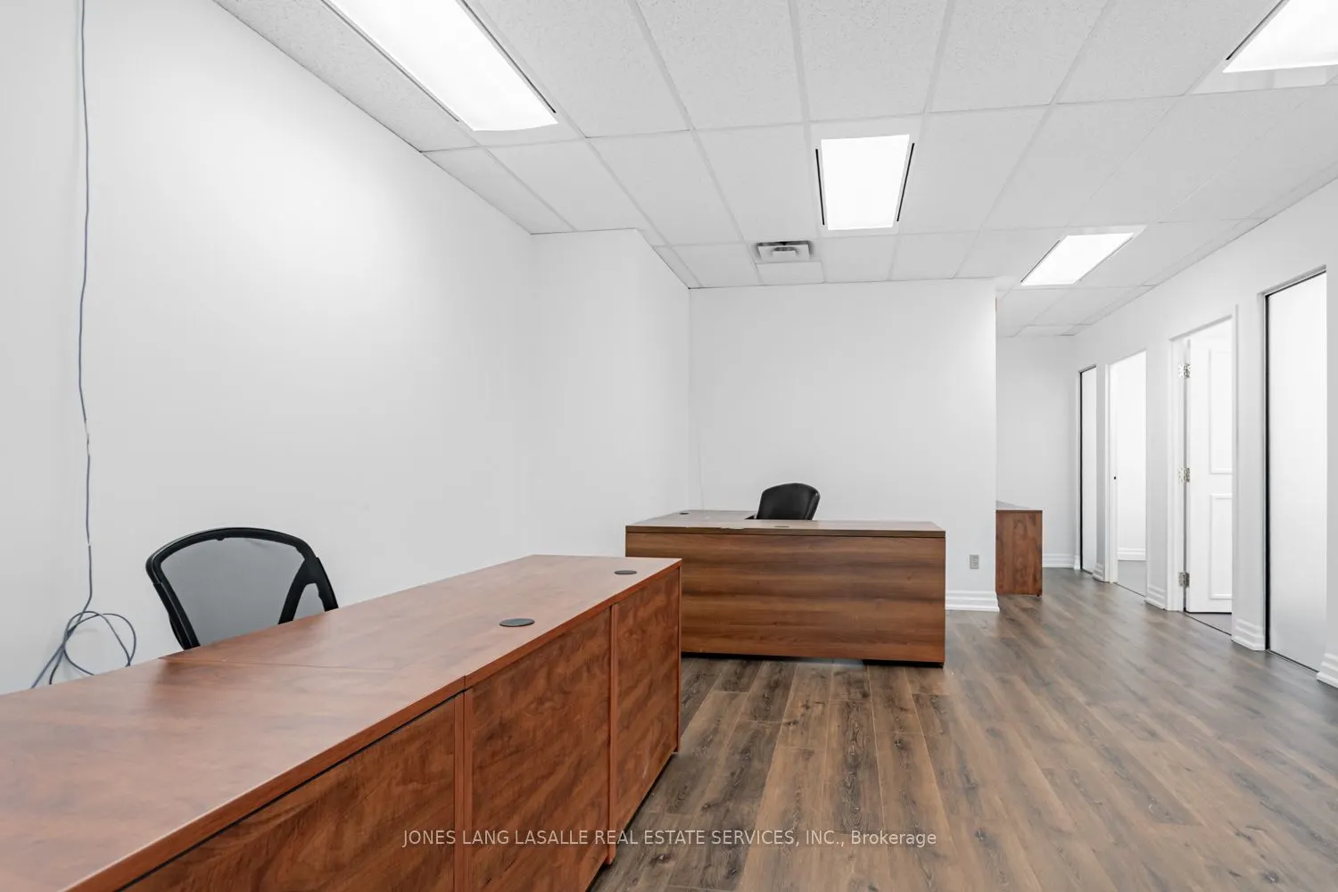 10 King Street E, #1401