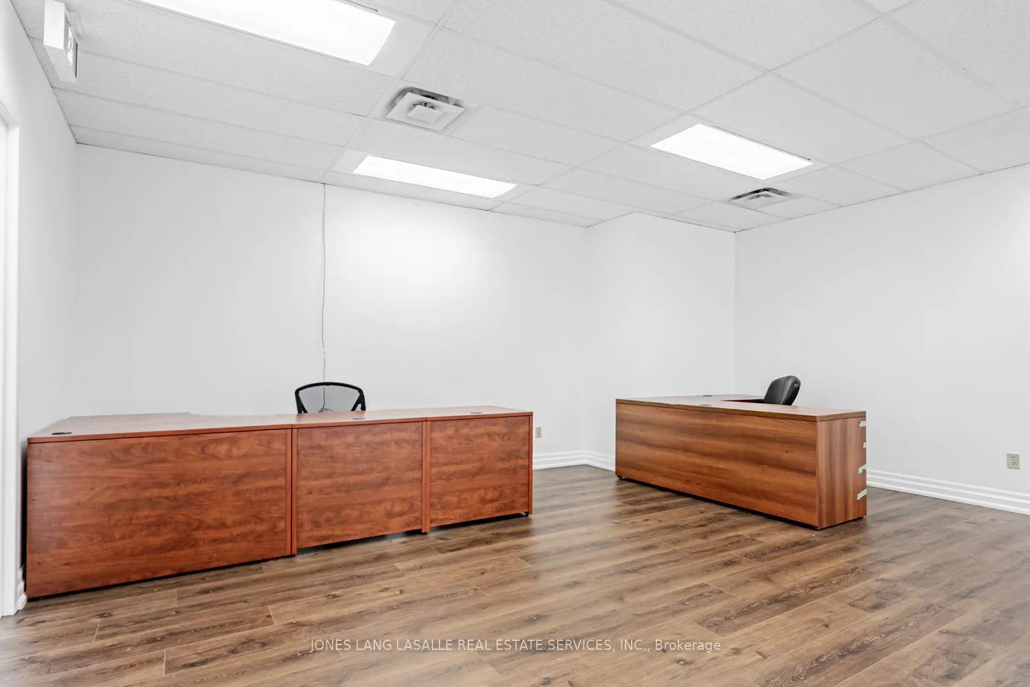 10 King Street E, #1401
