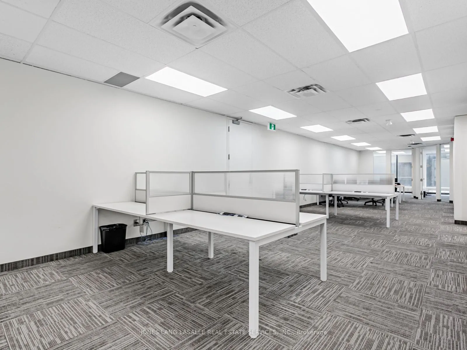 10 King Street E, #400