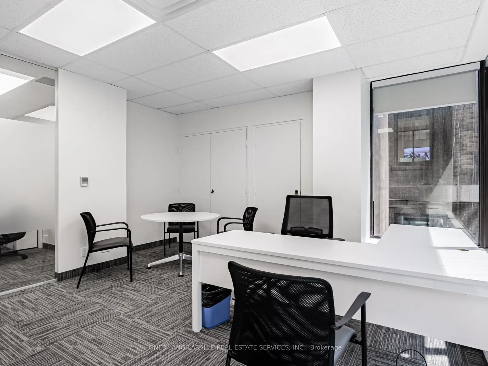 10 King Street E, #400