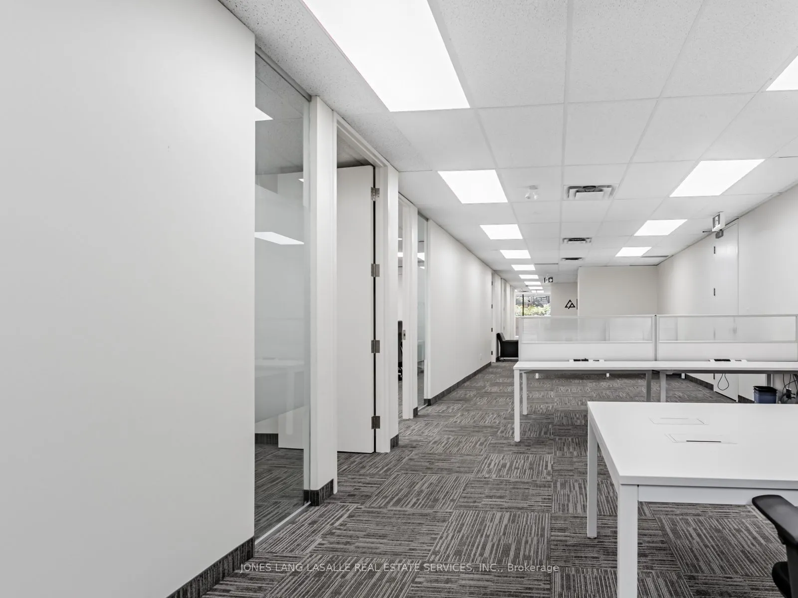 10 King Street E, #400