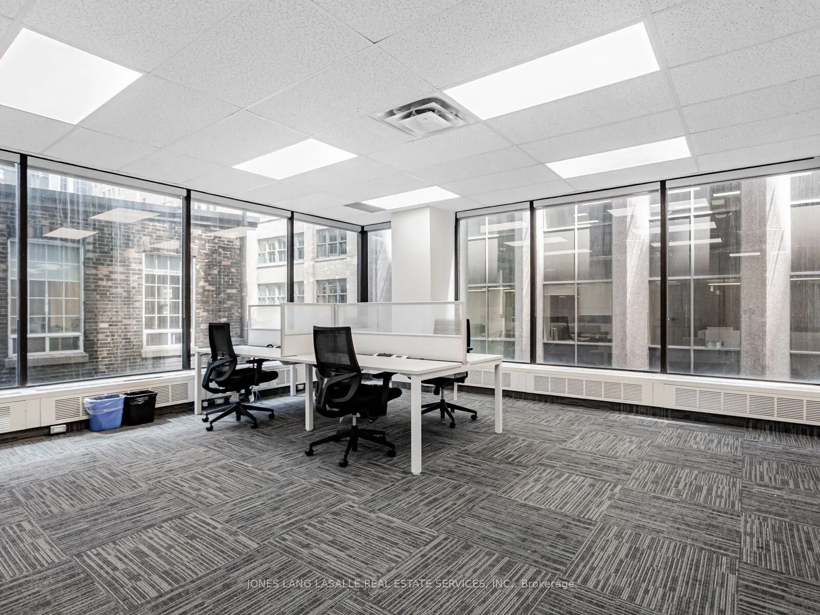 10 King Street E, #400