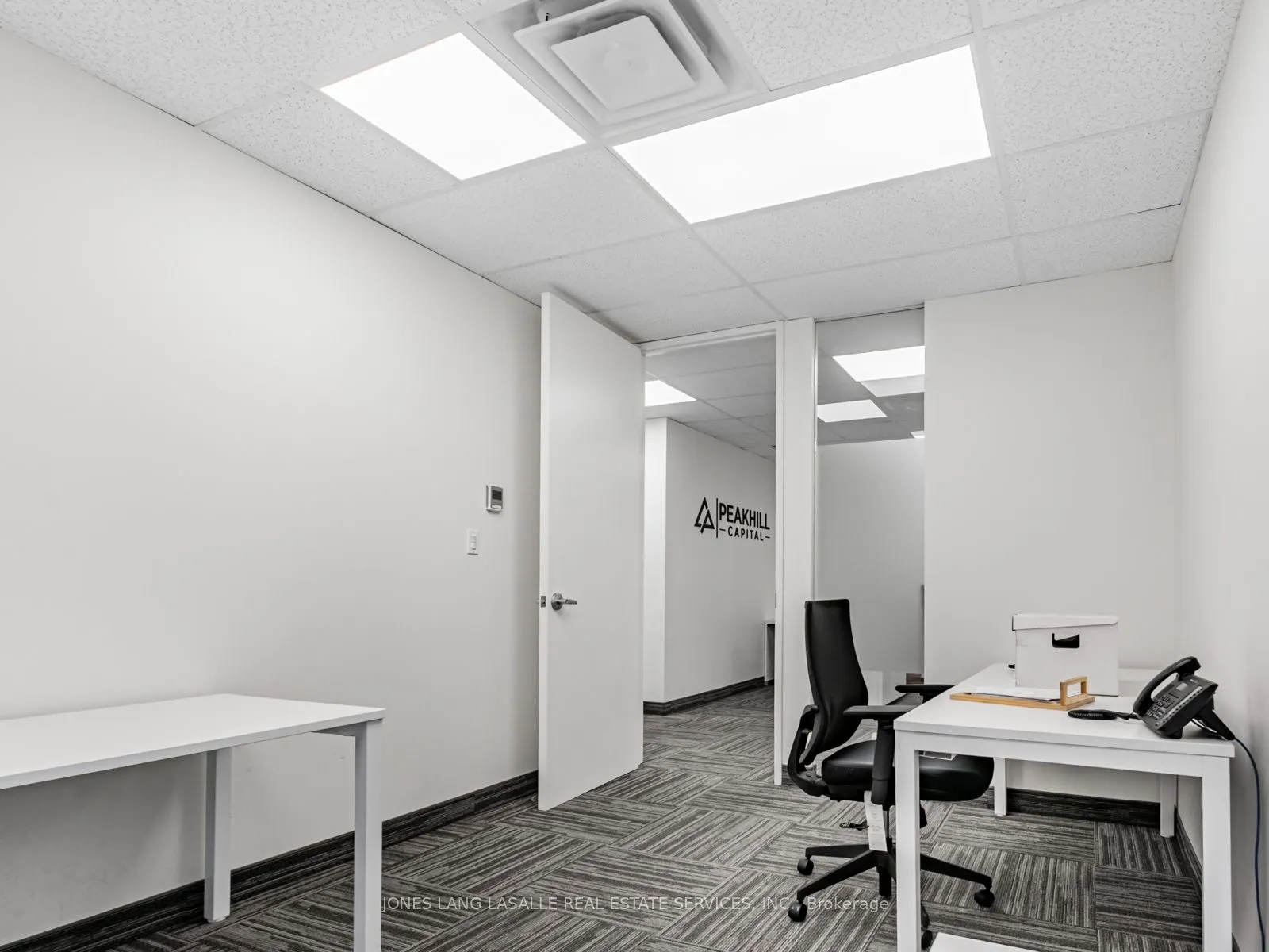 10 King Street E, #400