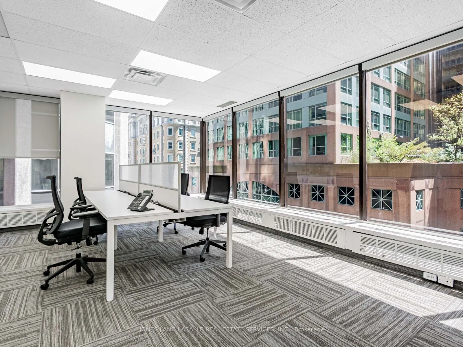 10 King Street E, #400