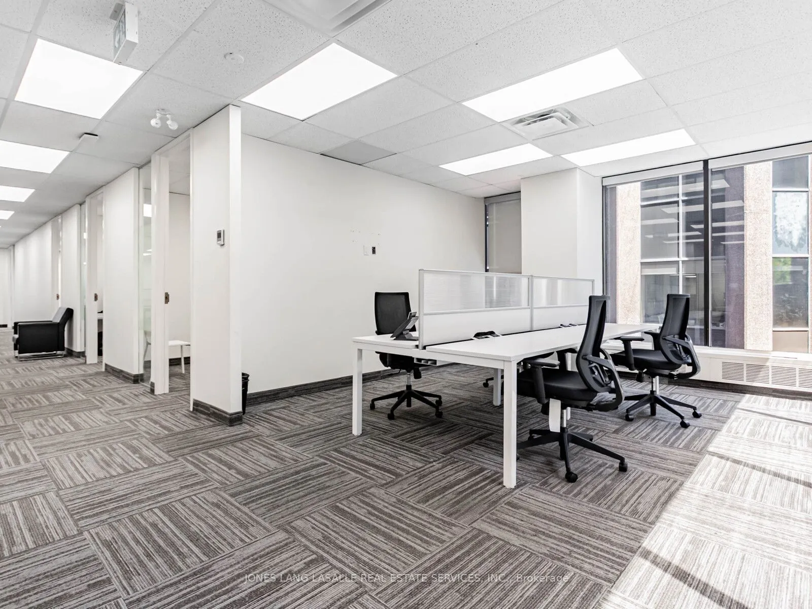10 King Street E, #400