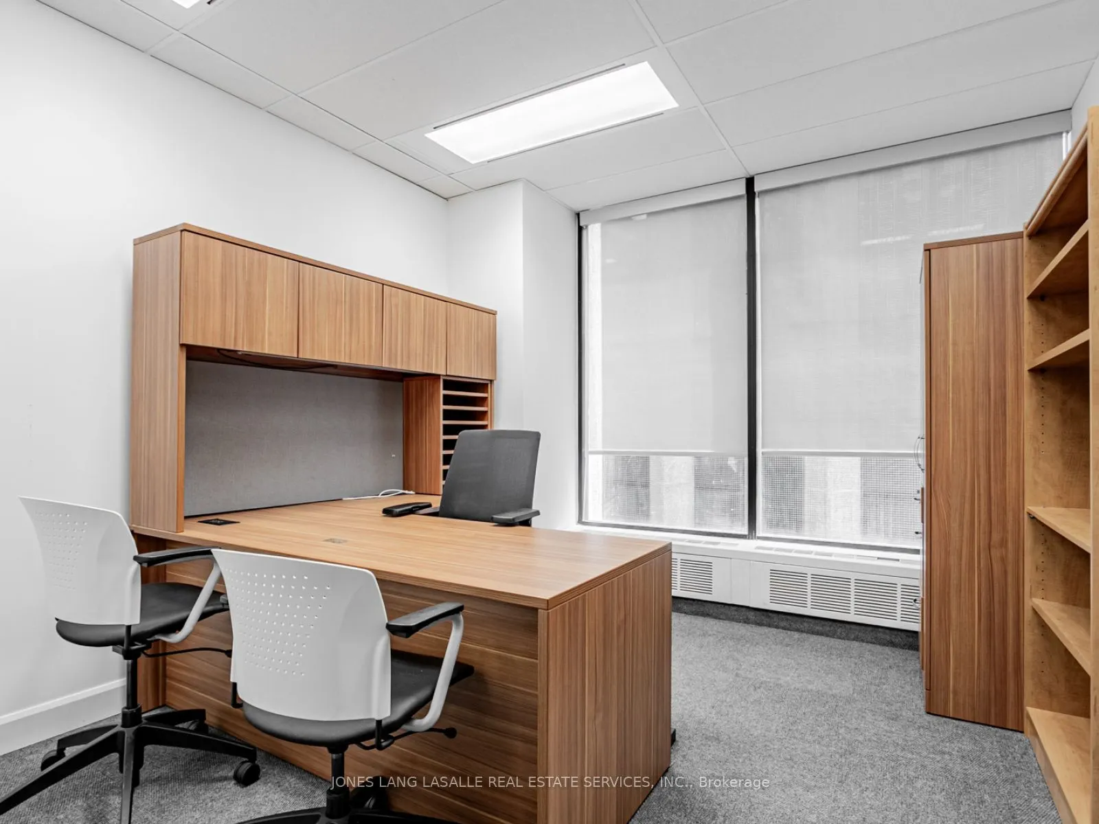 10 King Street E, #801