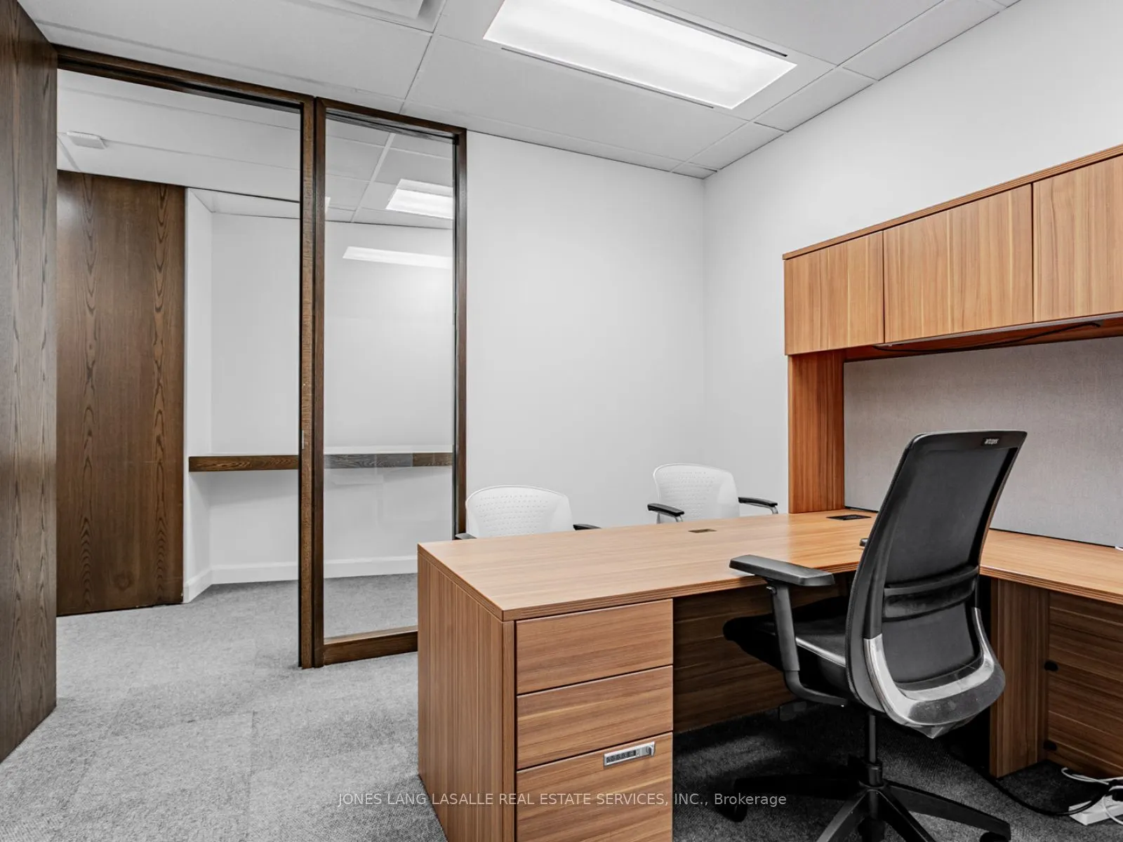 10 King Street E, #801