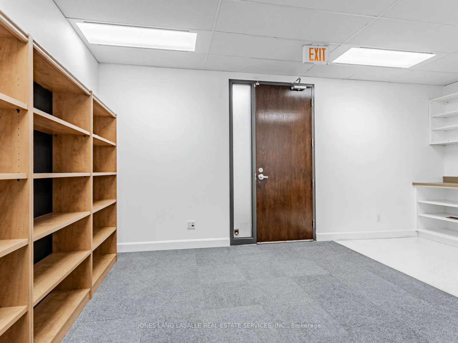10 King Street E, #801