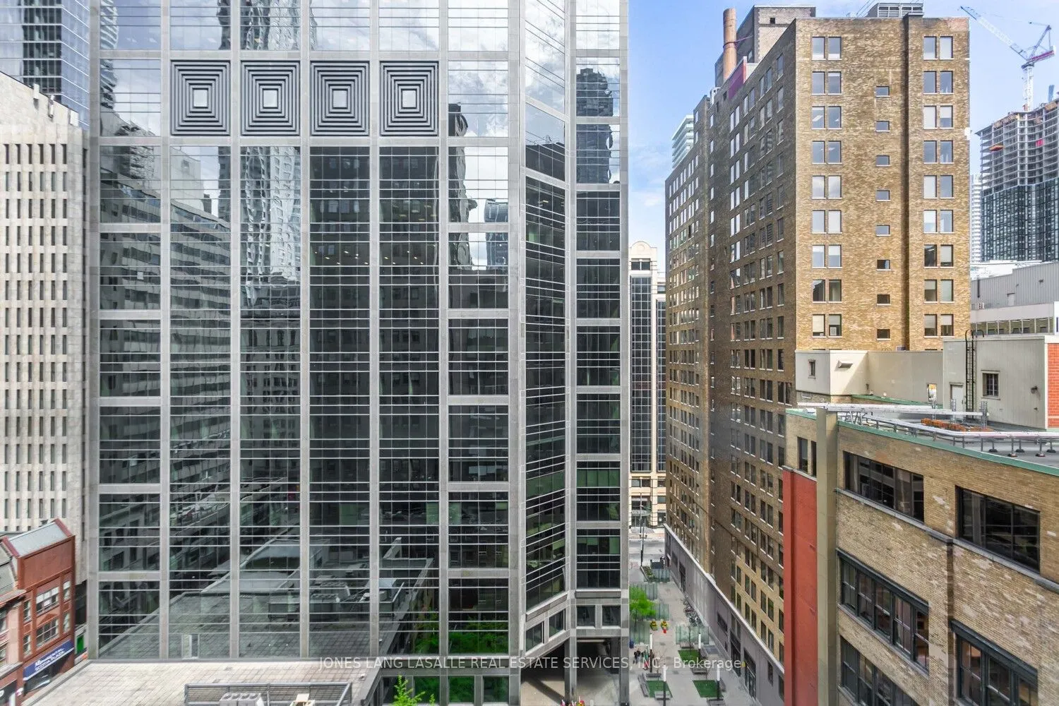 10 King Street E, #1250