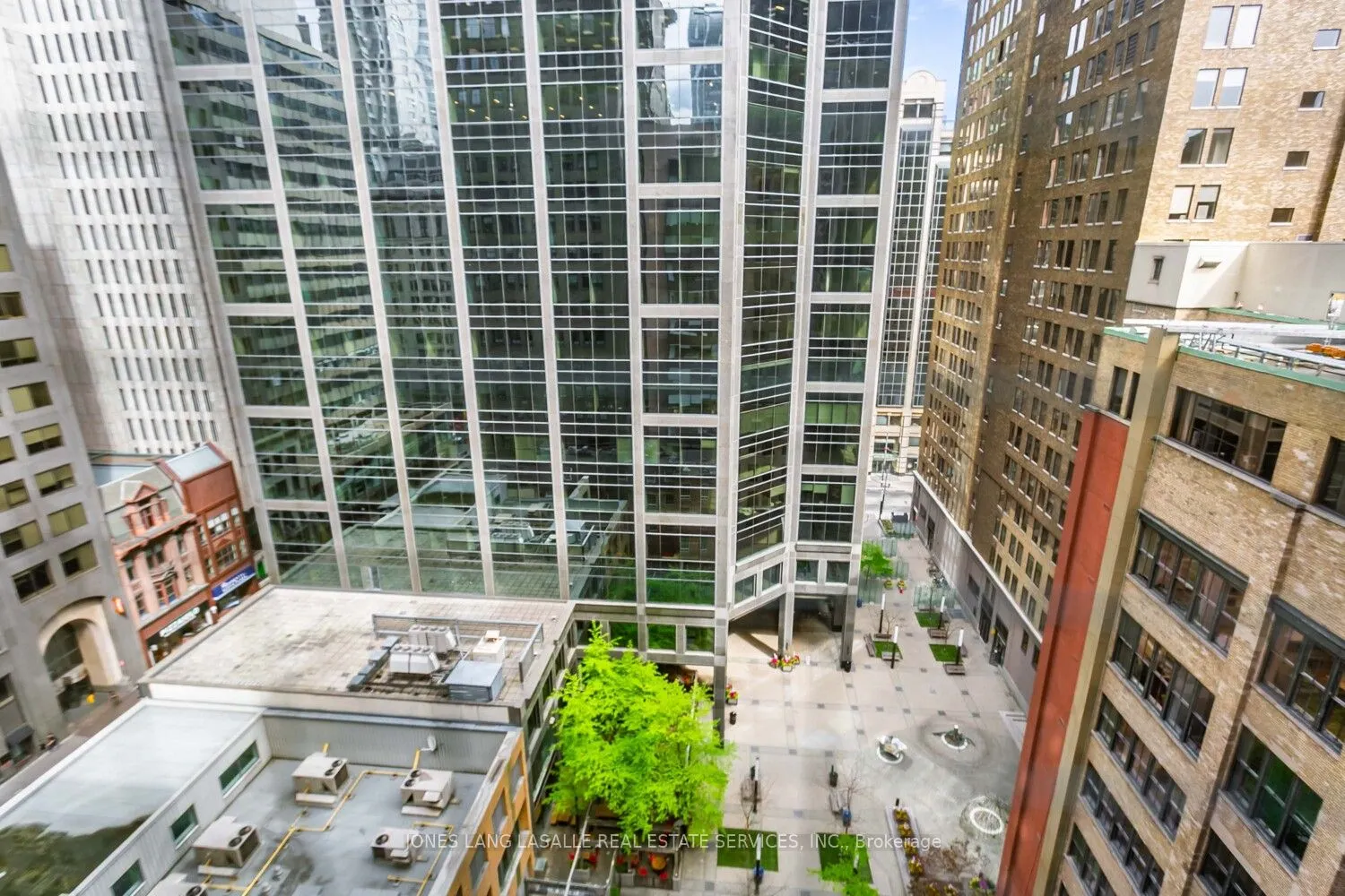 10 King Street E, #1250