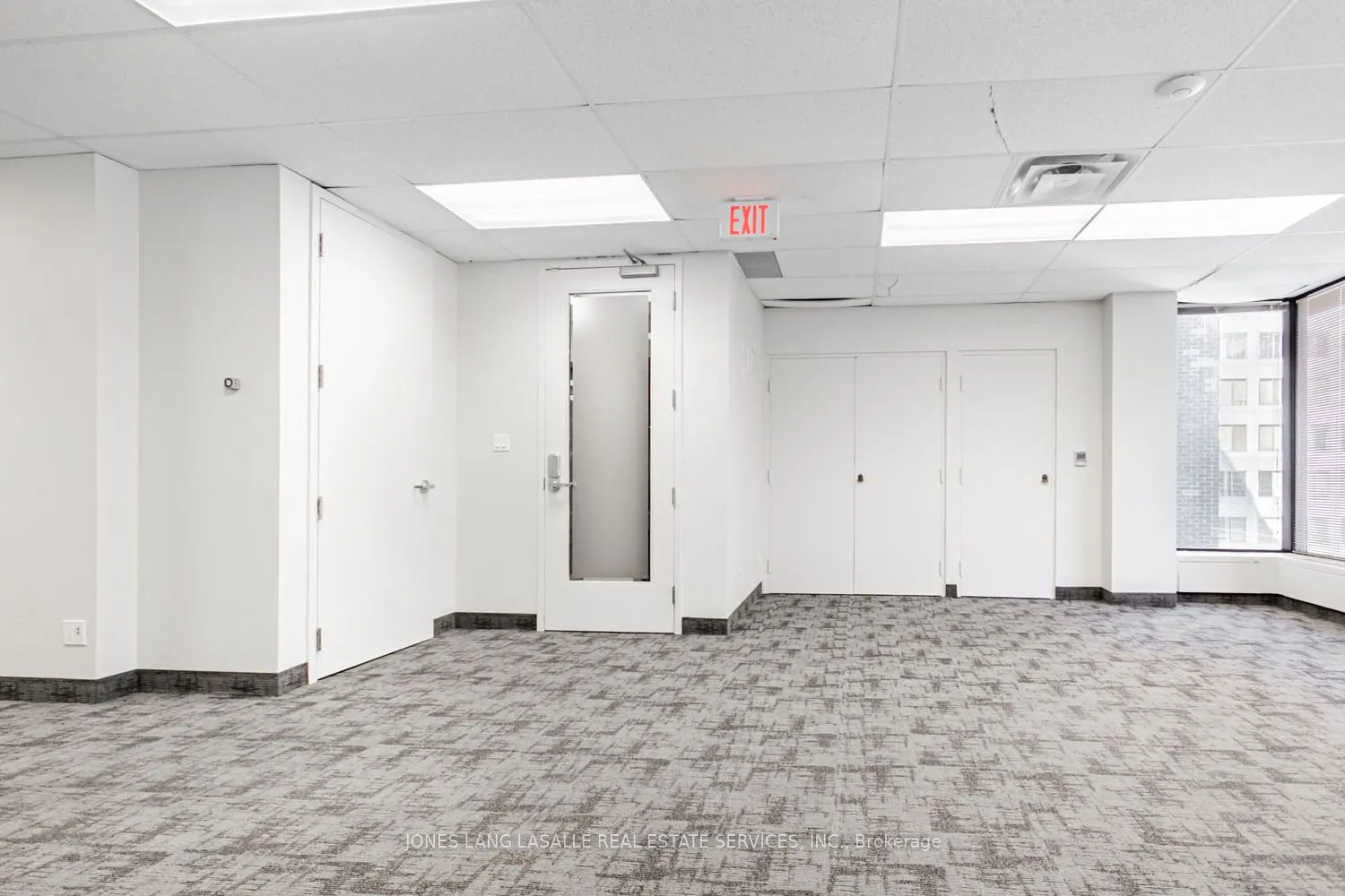 10 King Street E, #1250