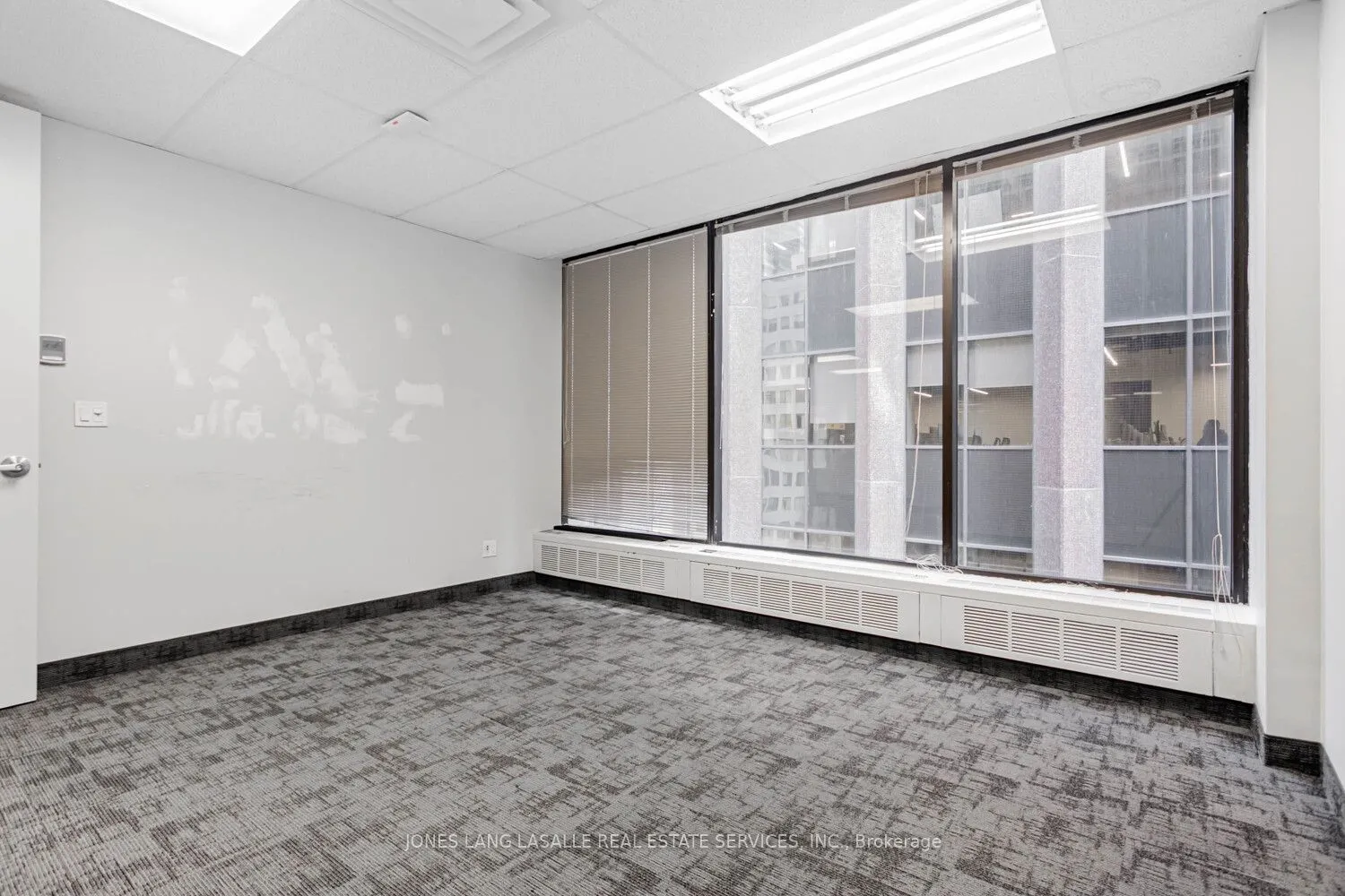 10 King Street E, #1250