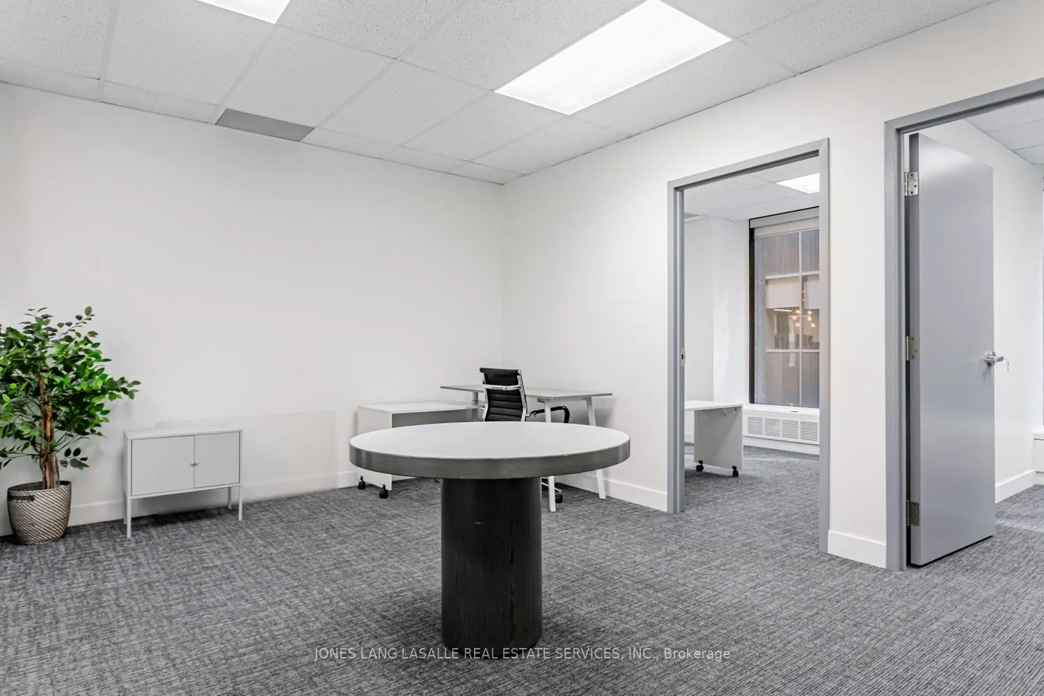 10 King Street E, #1200