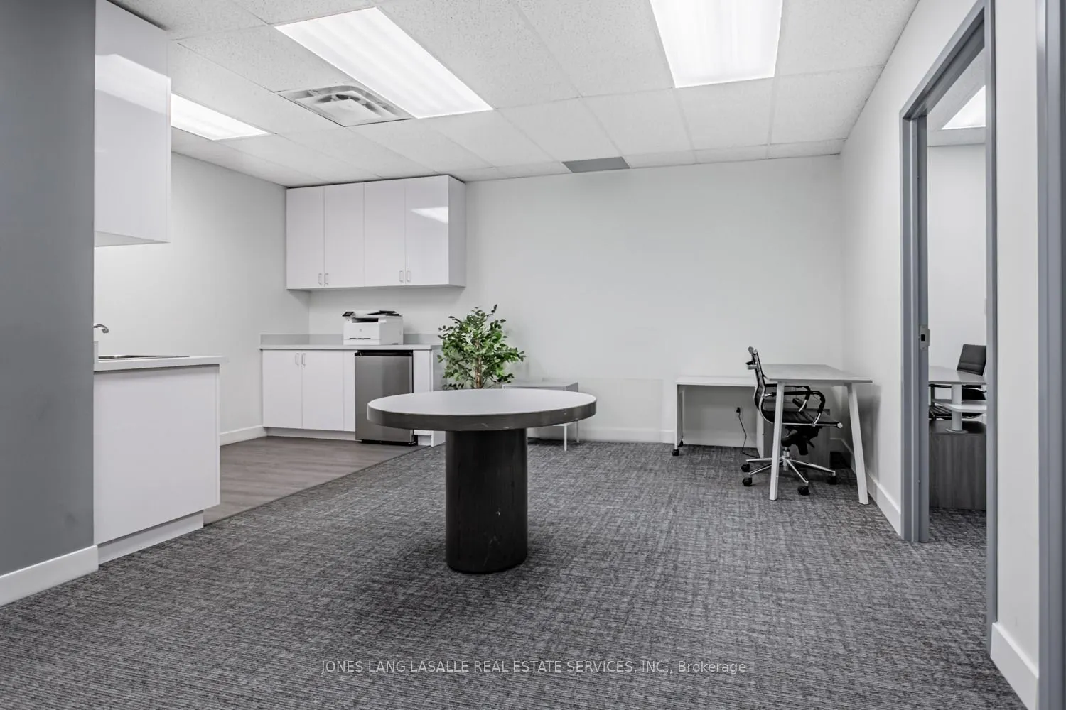 10 King Street E, #1200