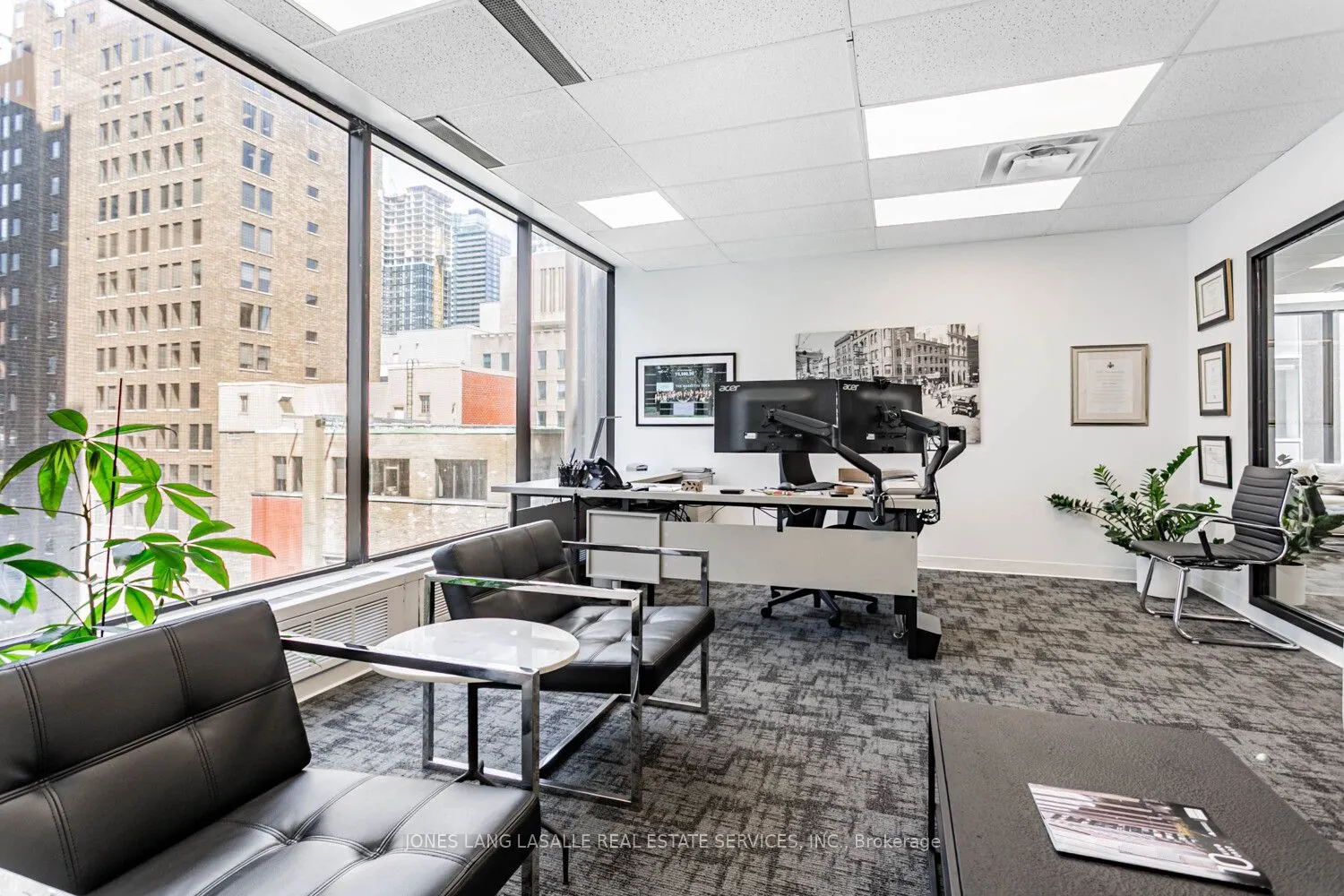 10 King Street E, #1100