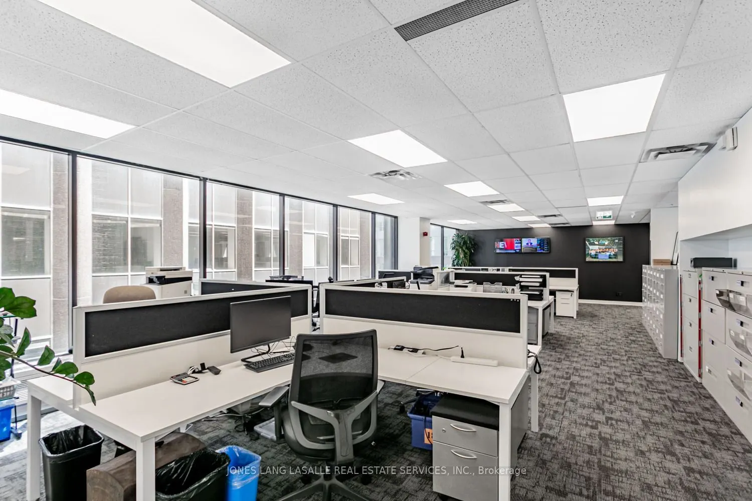 10 King Street E, #1100