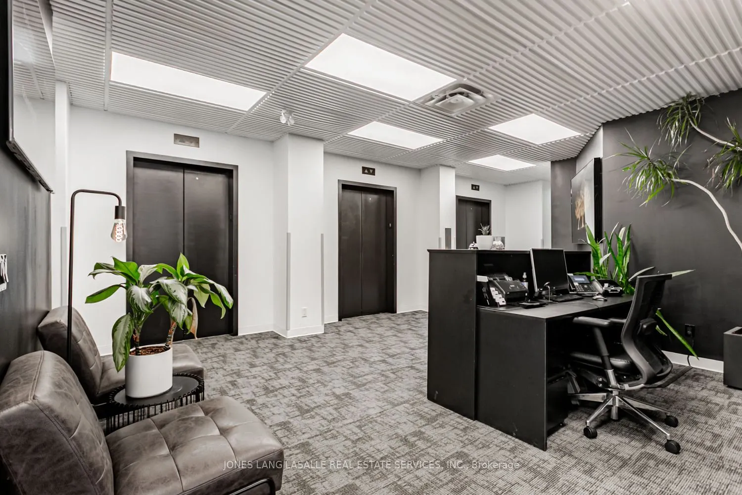 10 King Street E, #1100