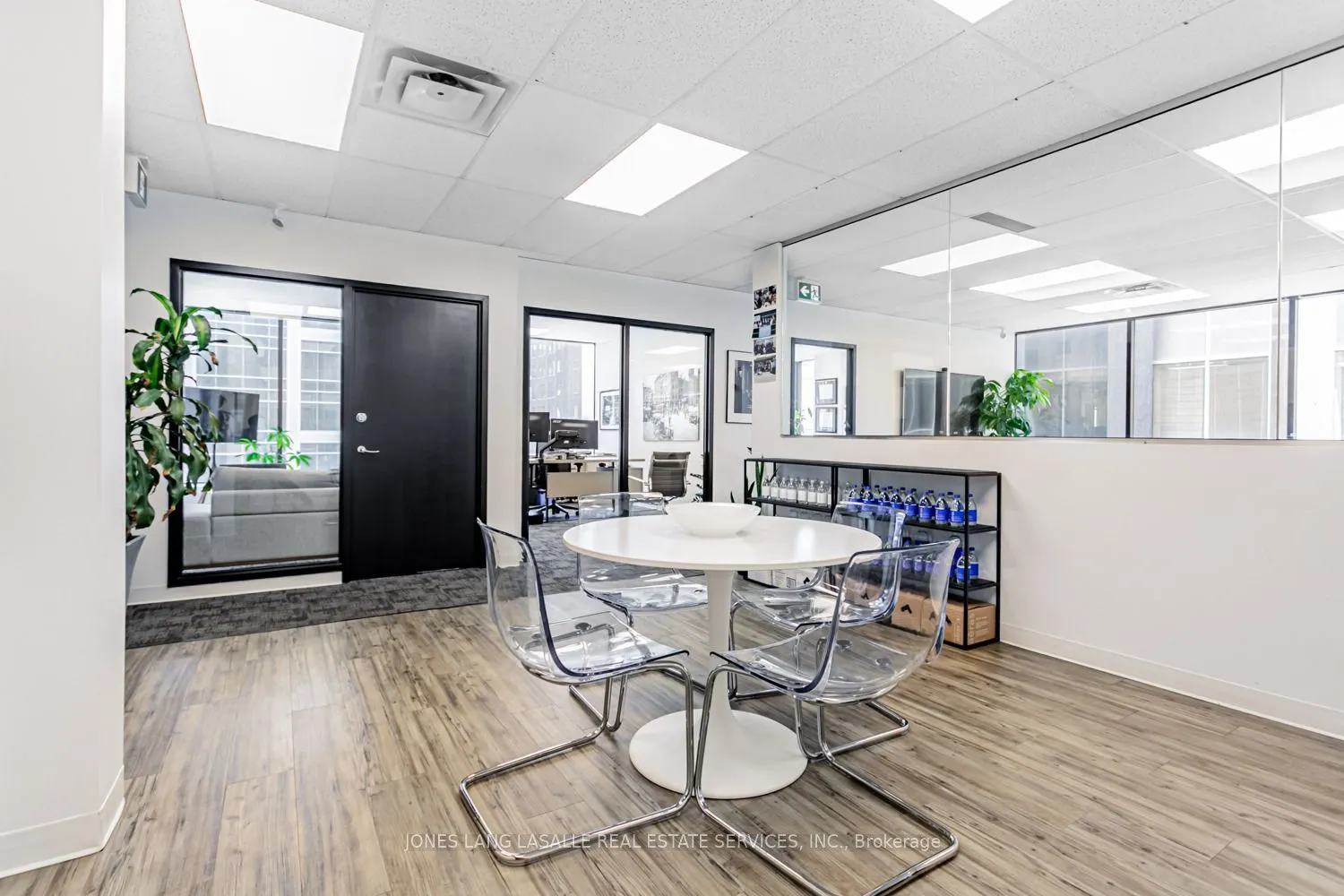 10 King Street E, #1100