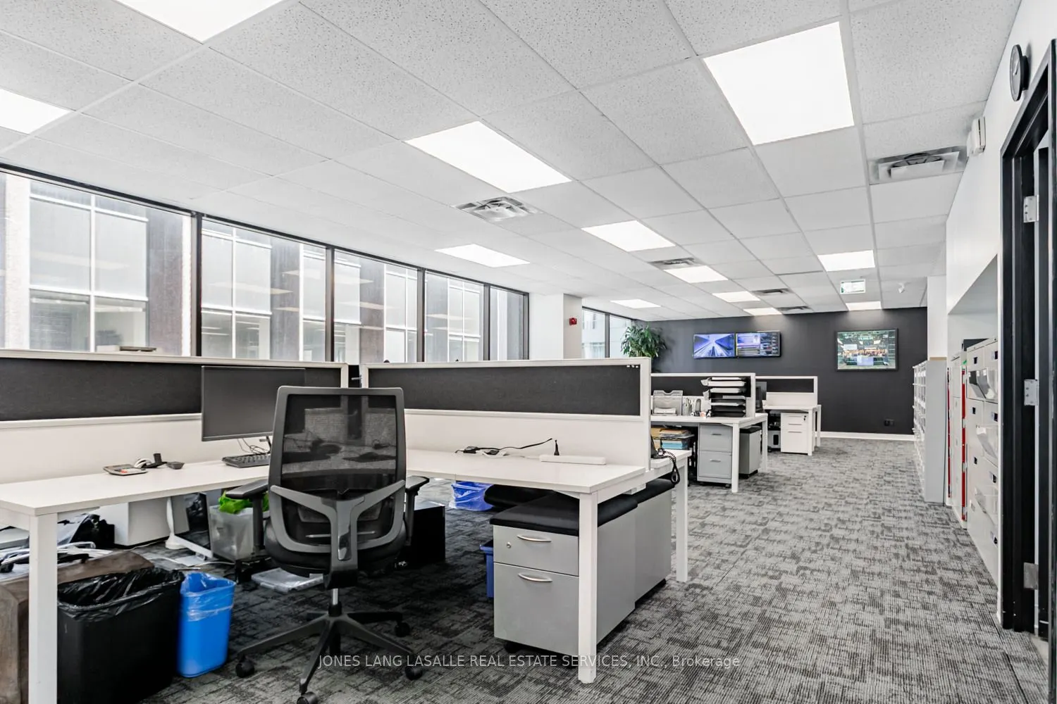10 King Street E, #1100