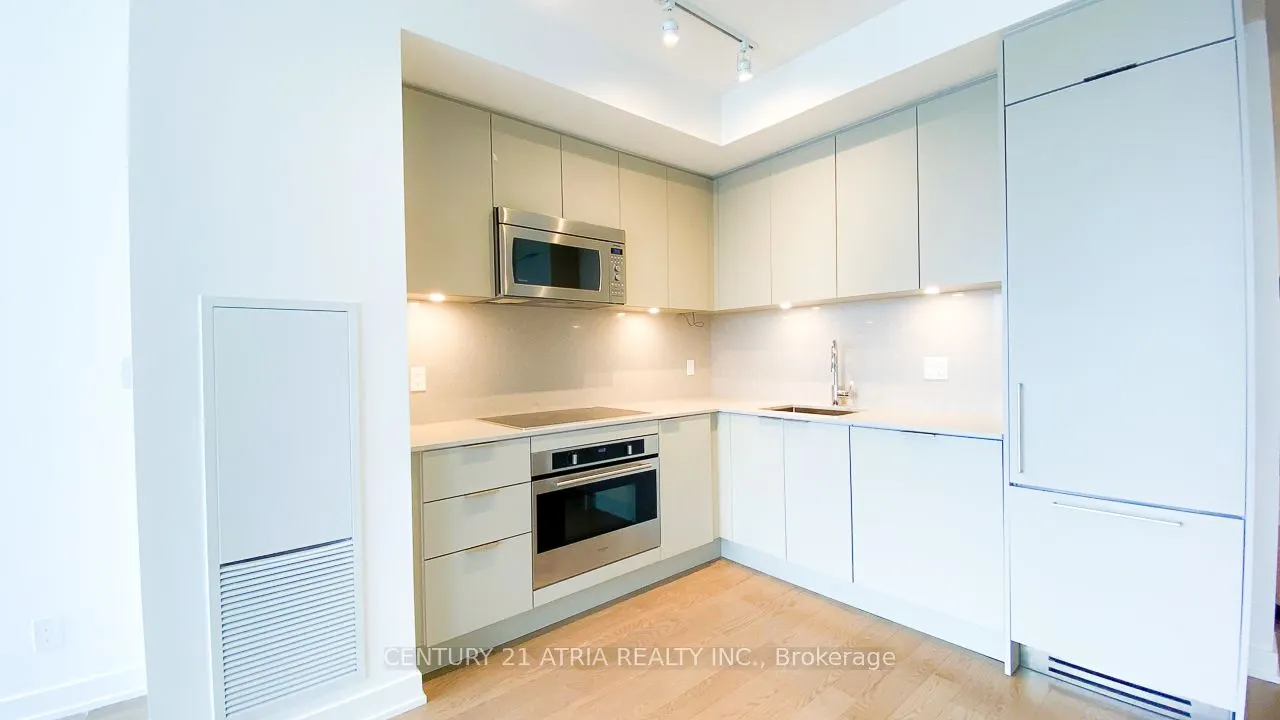 20 Lombard St Street, #3709