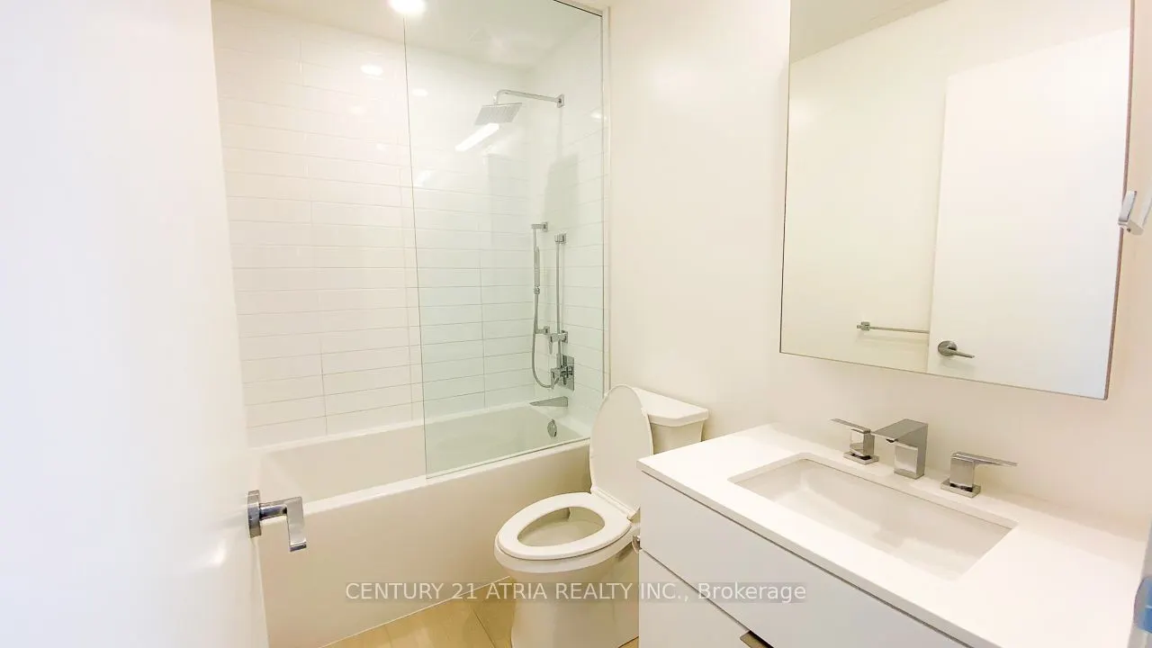 20 Lombard St Street, #3709