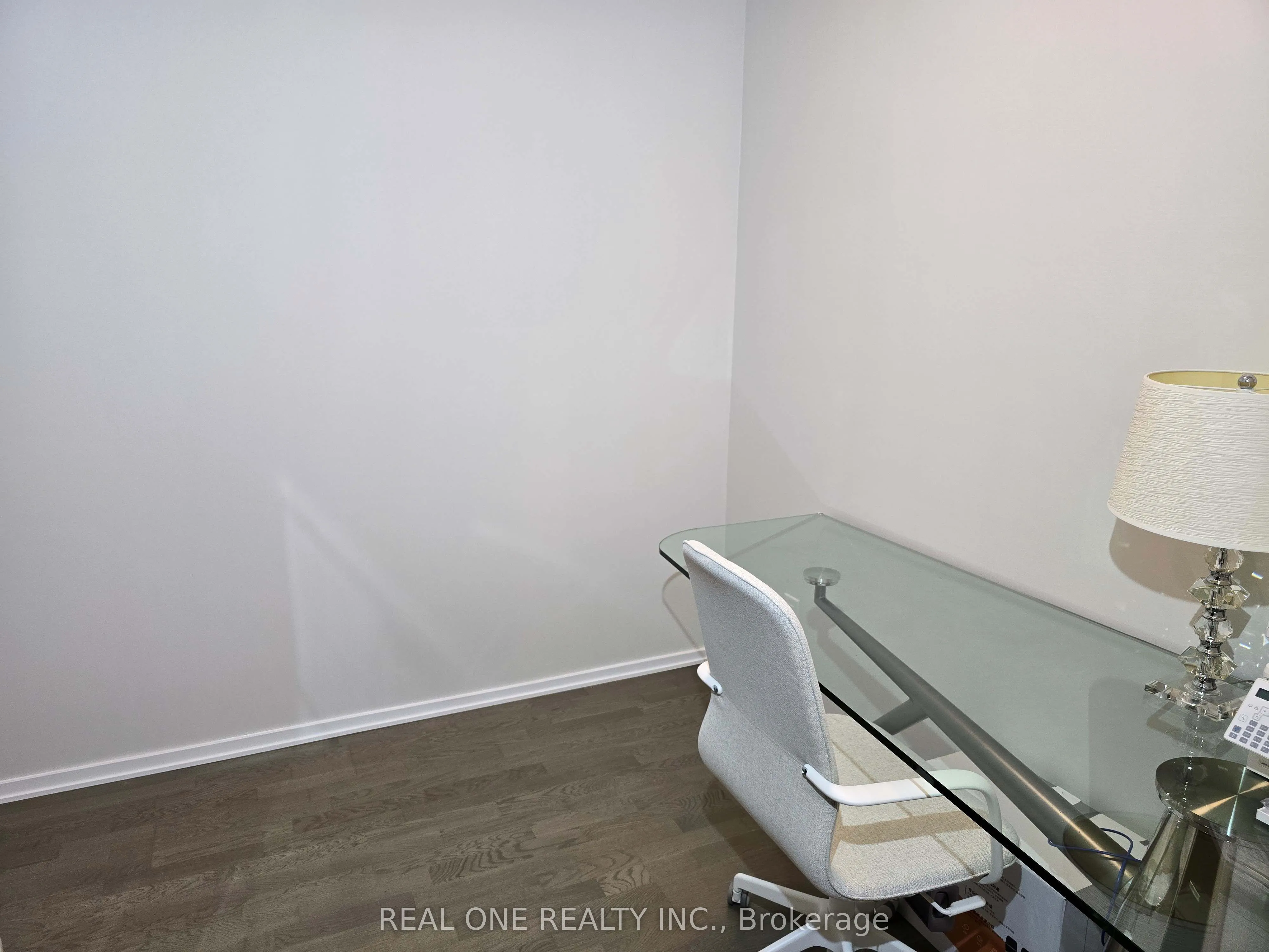 1 BLOOR Street E, #4205
