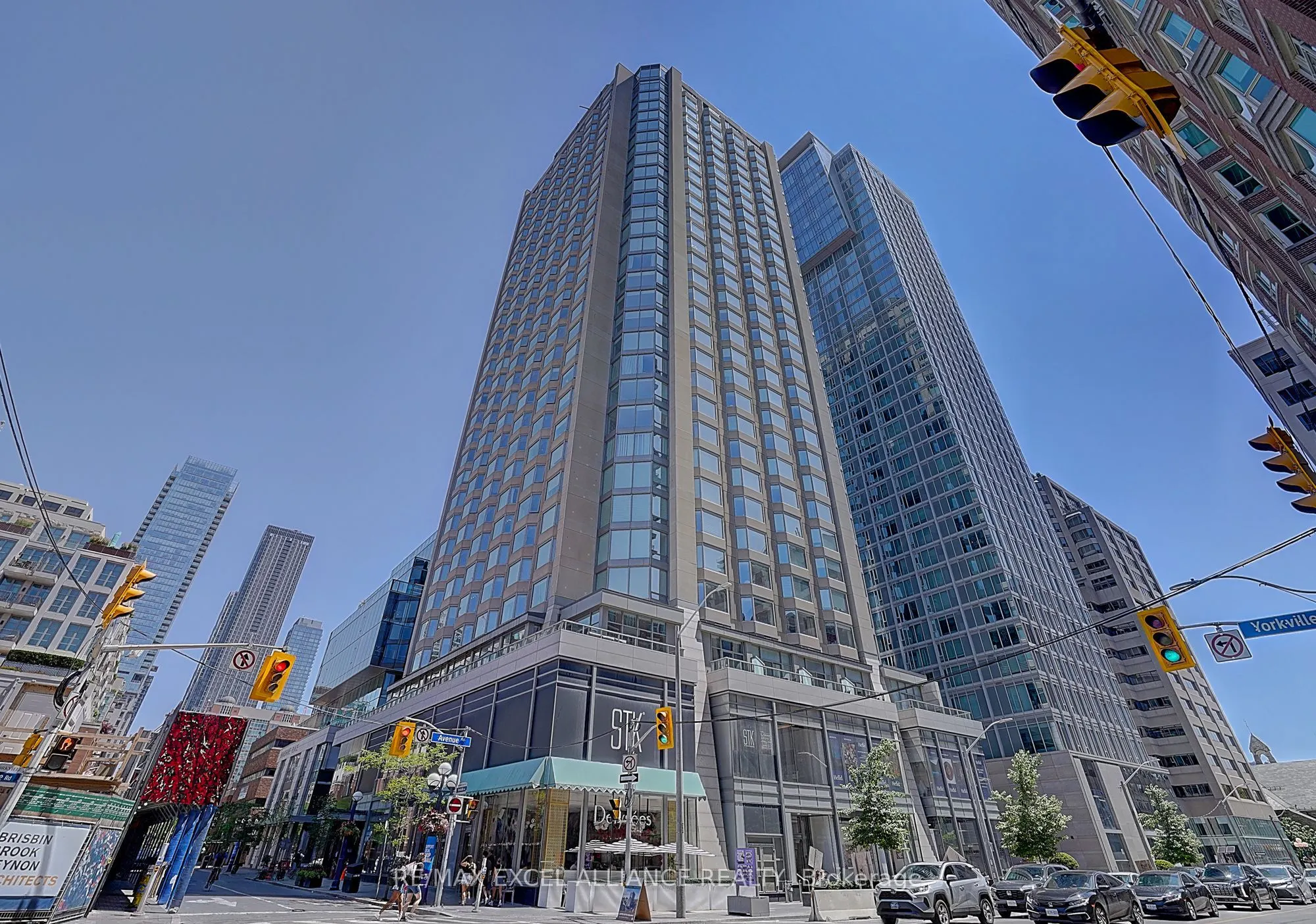 155 Yorkville Avenue, #801