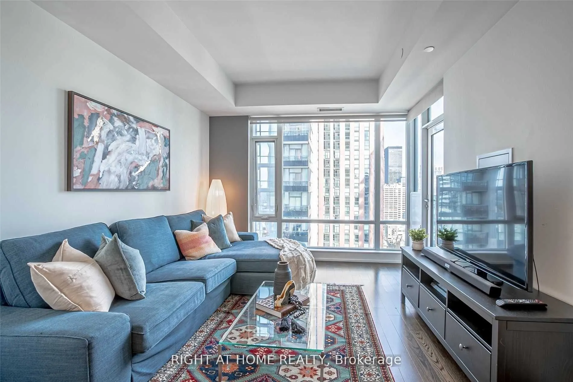 21 Widmer Street, #3007