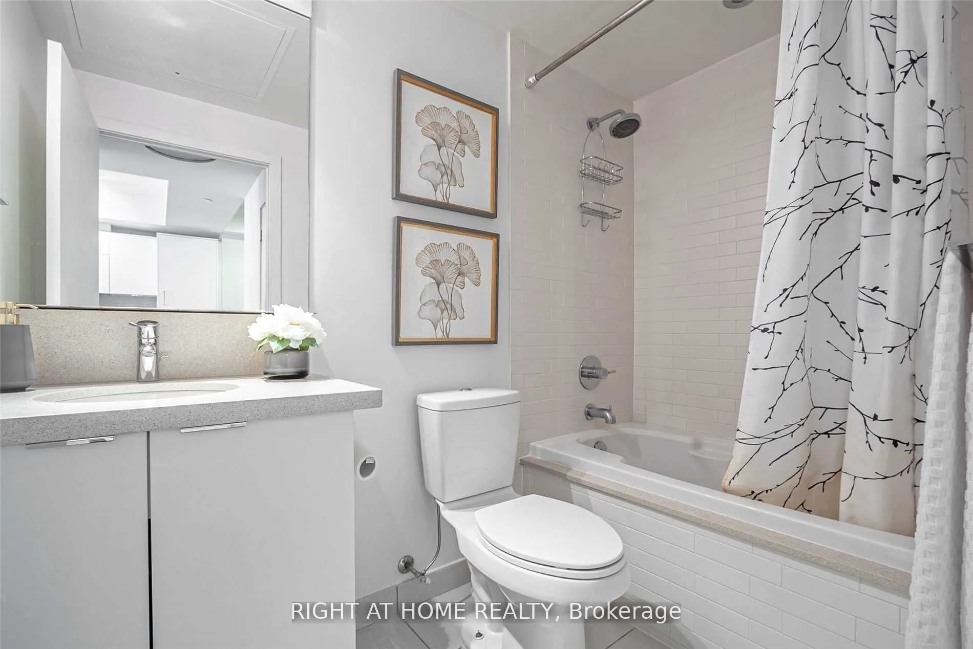 21 Widmer Street, #3007