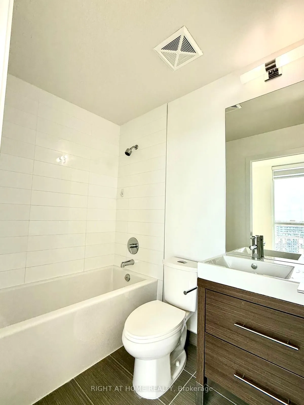 70 Forest Manor Road, #2212