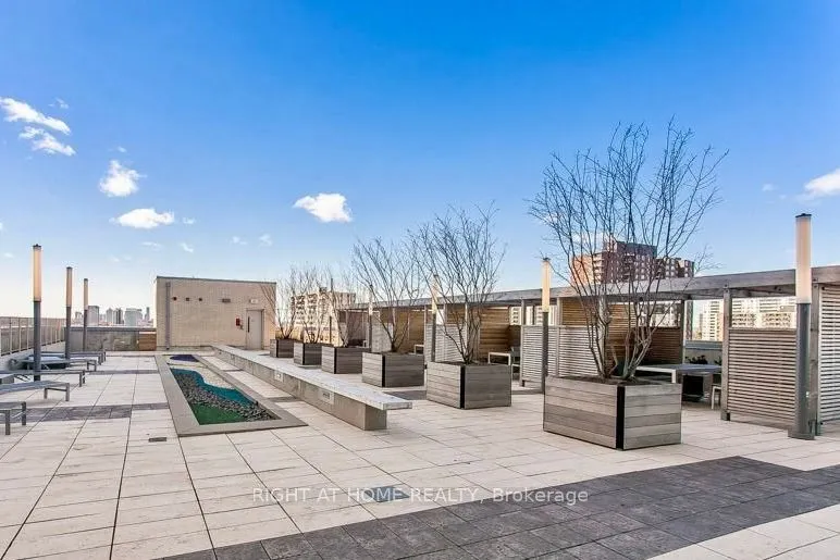 70 Forest Manor Road, #2212